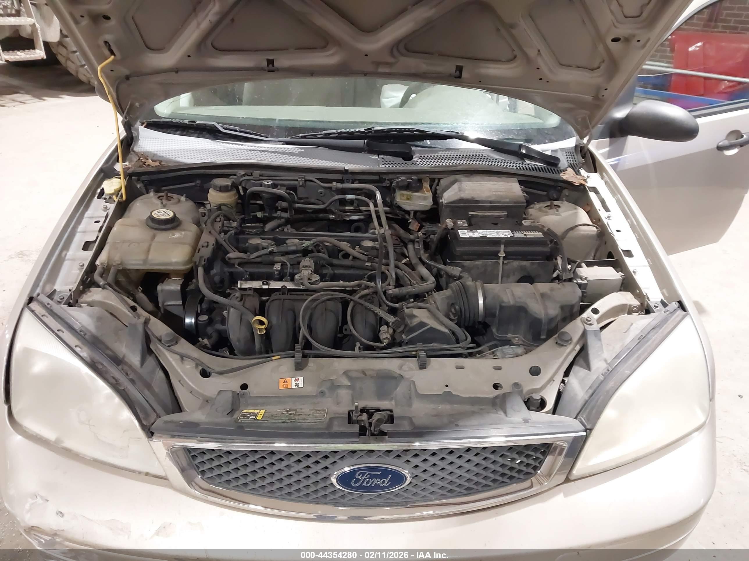 FORD FOCUS image 10