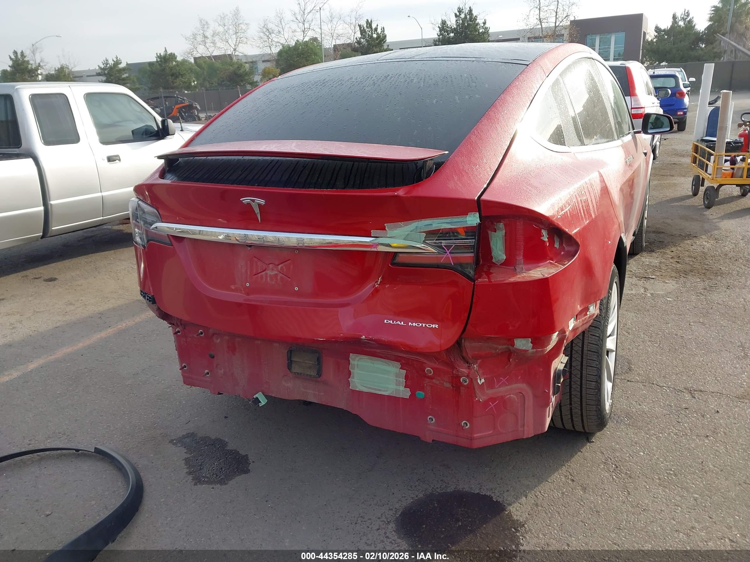 TESLA MODEL image 6