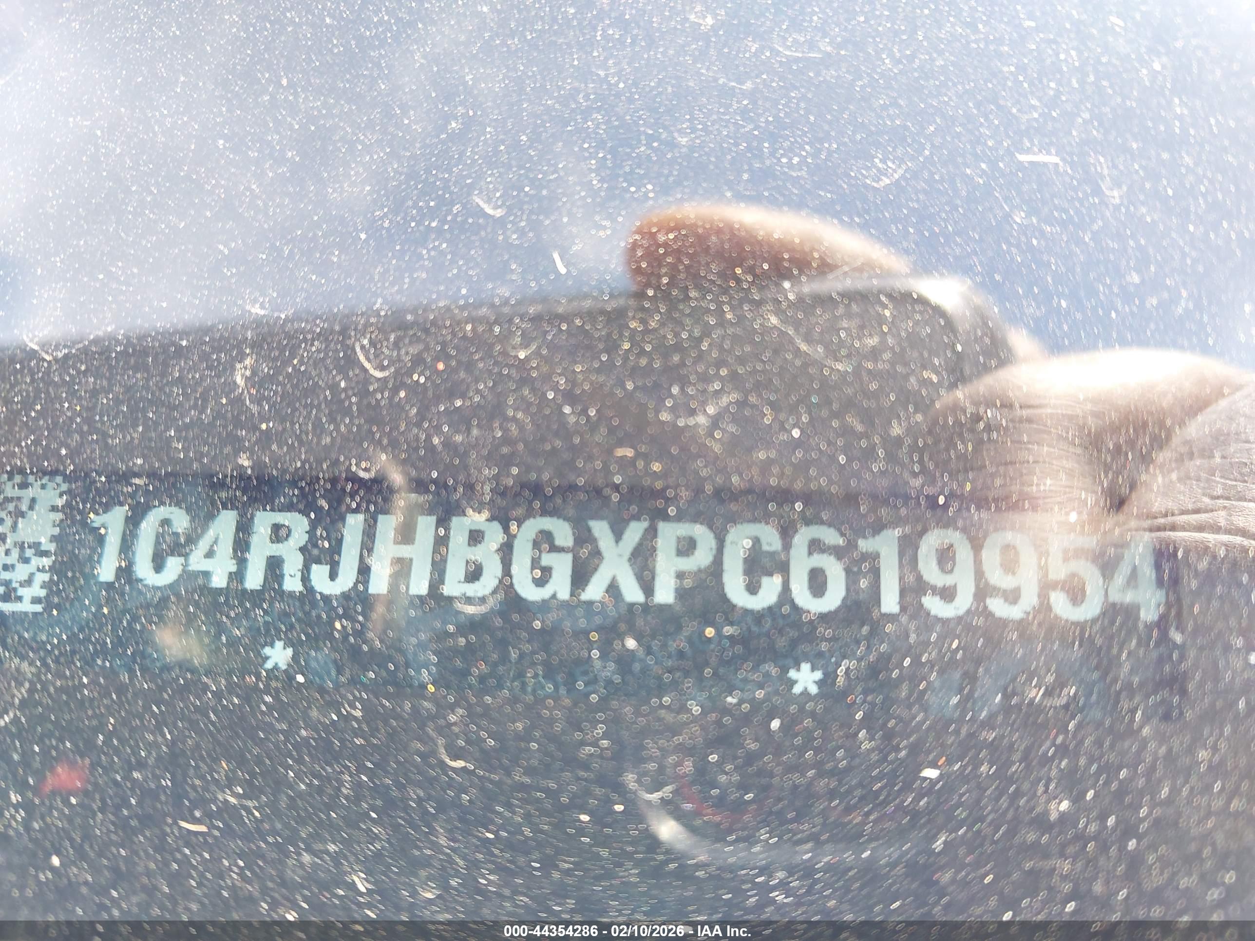 JEEP GRAND image 9