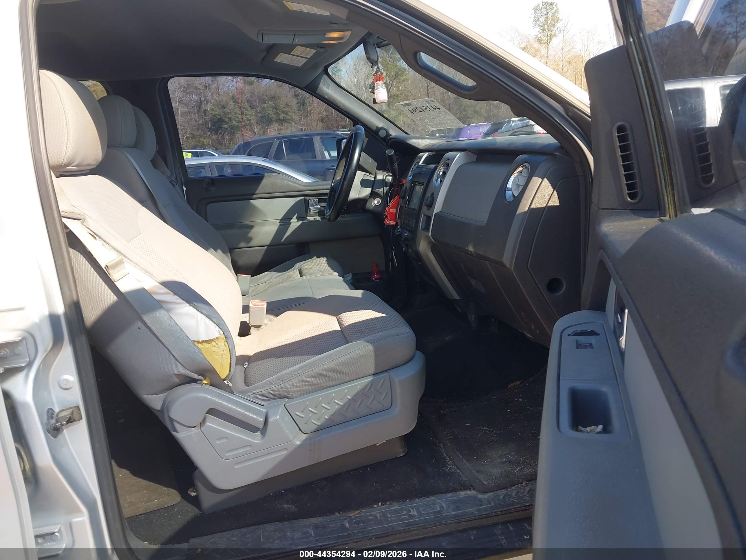 FORD F-150 image 5