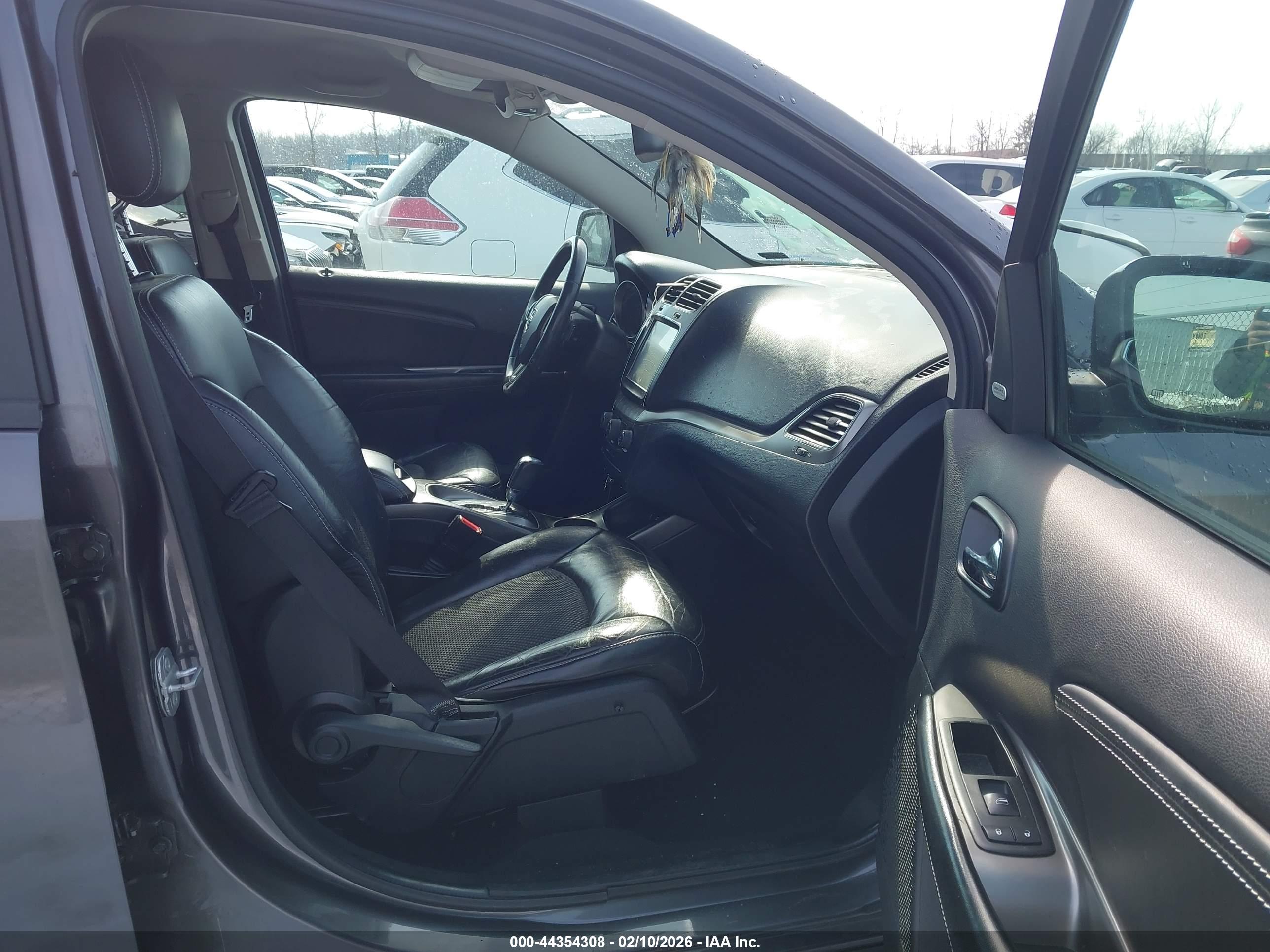 DODGE JOURNEY image 5