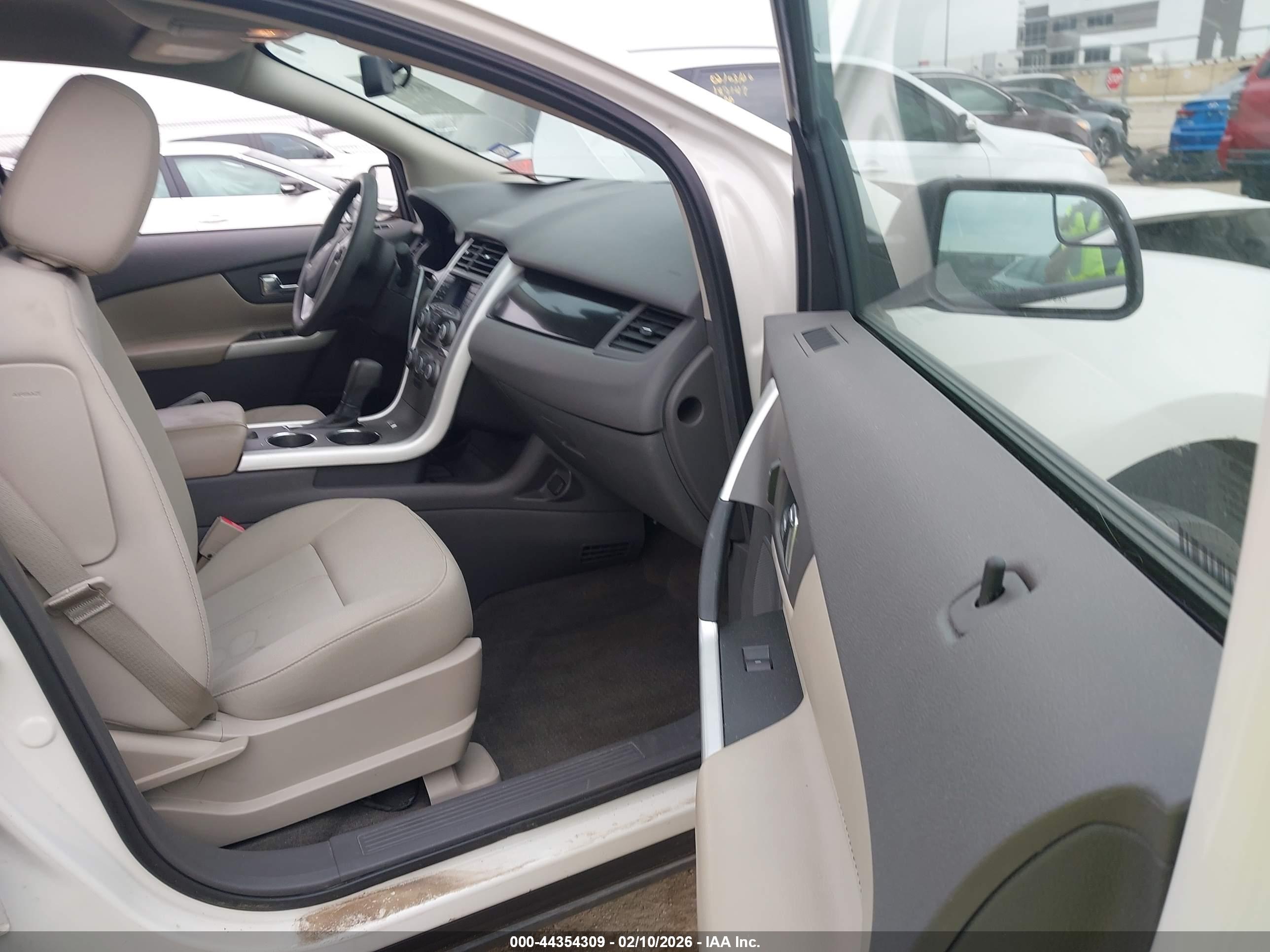 FORD EDGE image 5