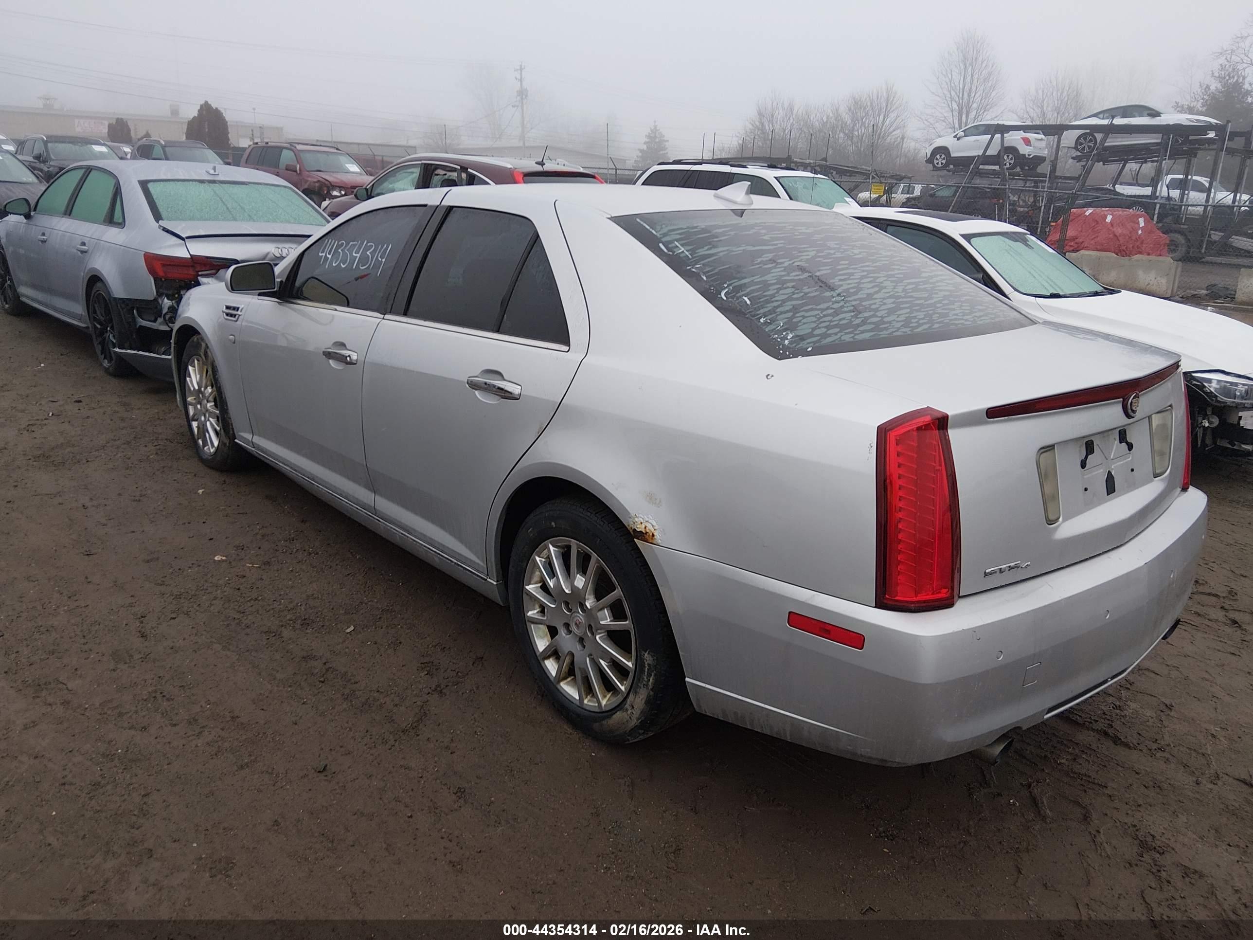 CADILLAC STS image 3