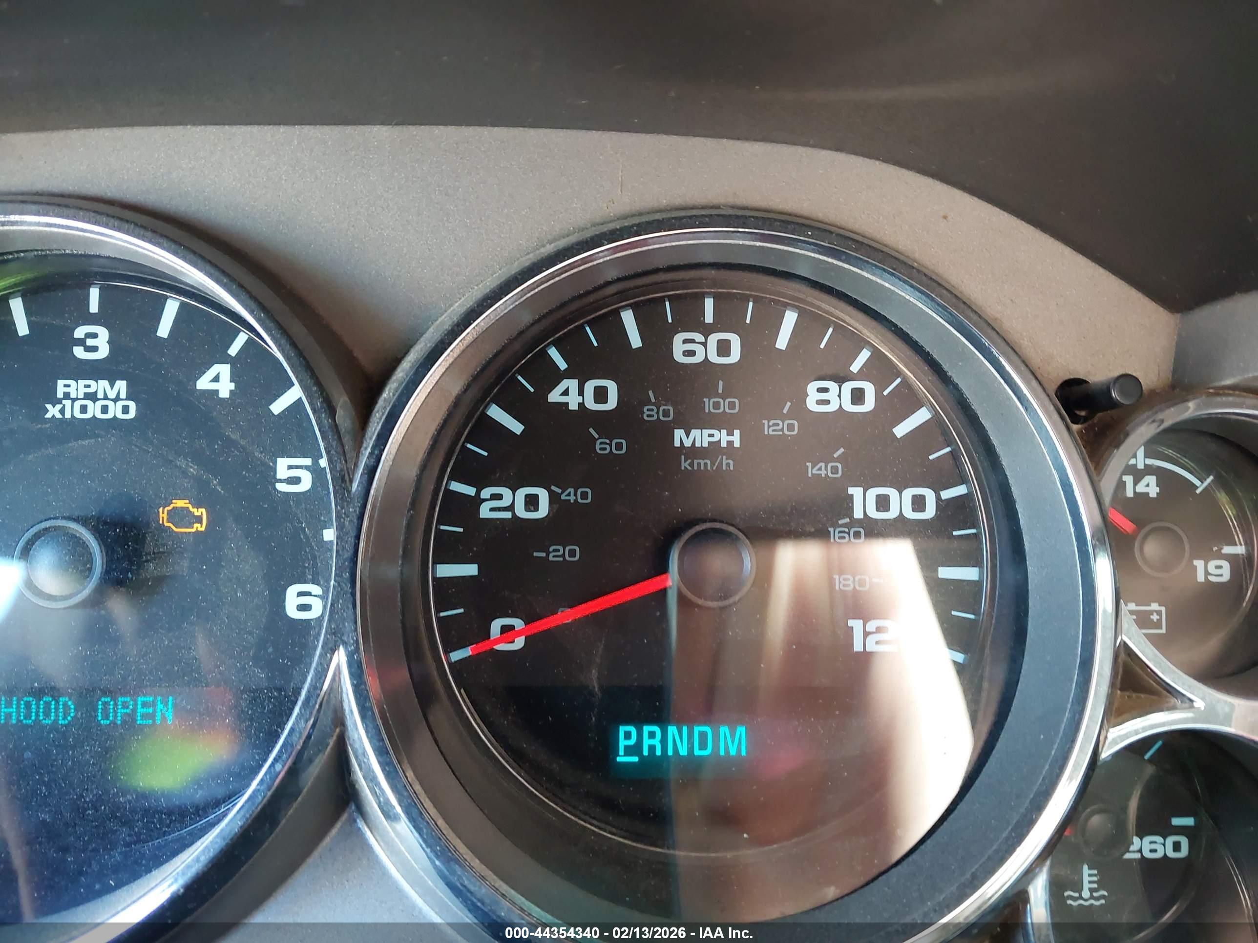 CHEVROLET SILVERADO image 7