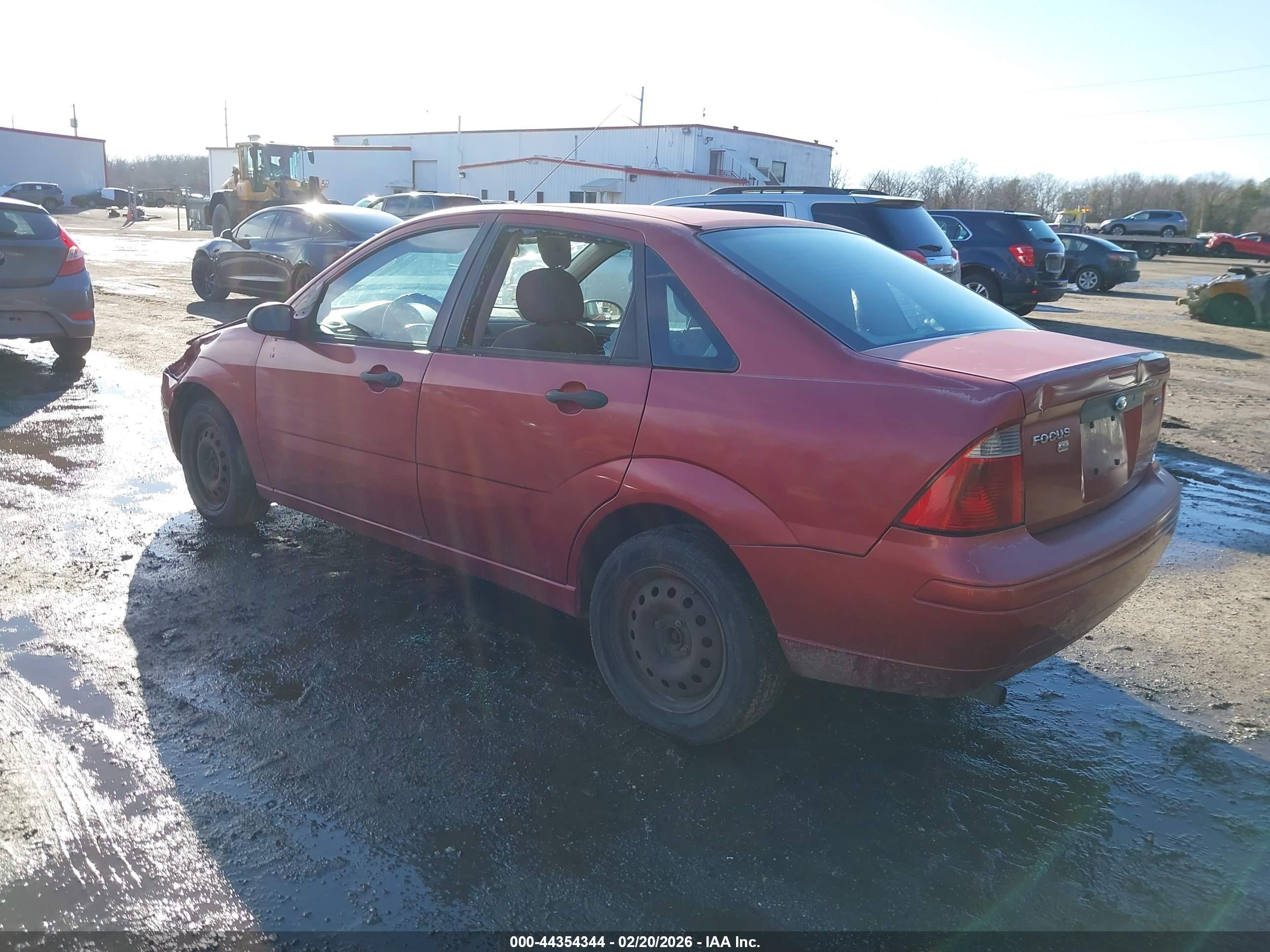 FORD FOCUS image 3