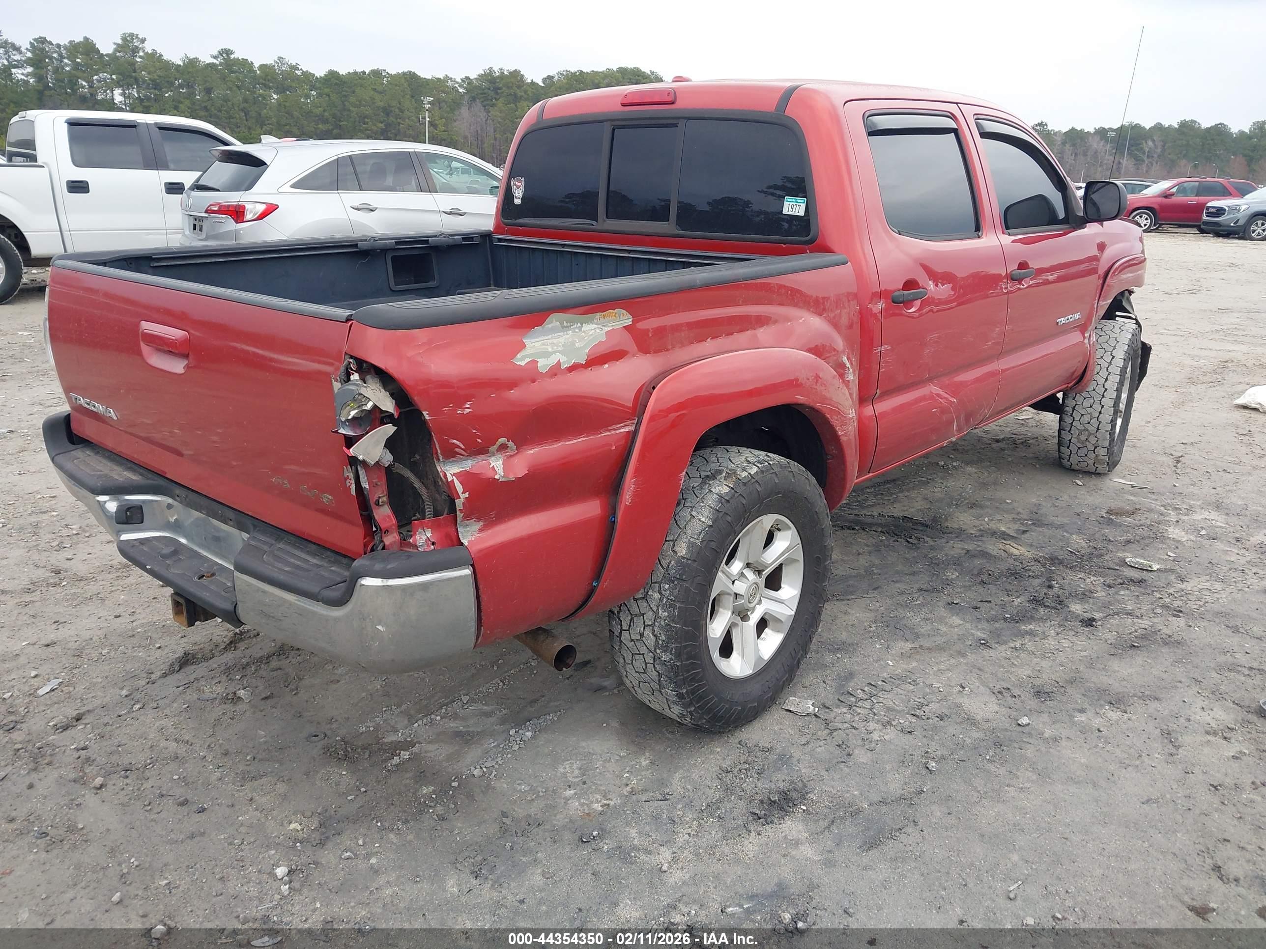 TOYOTA TACOMA image 4
