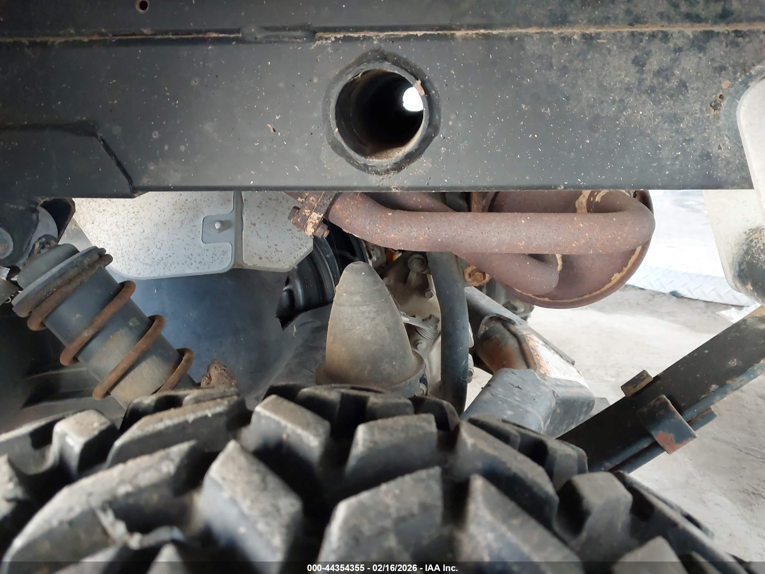 KAWASAKI KAF620 image 9