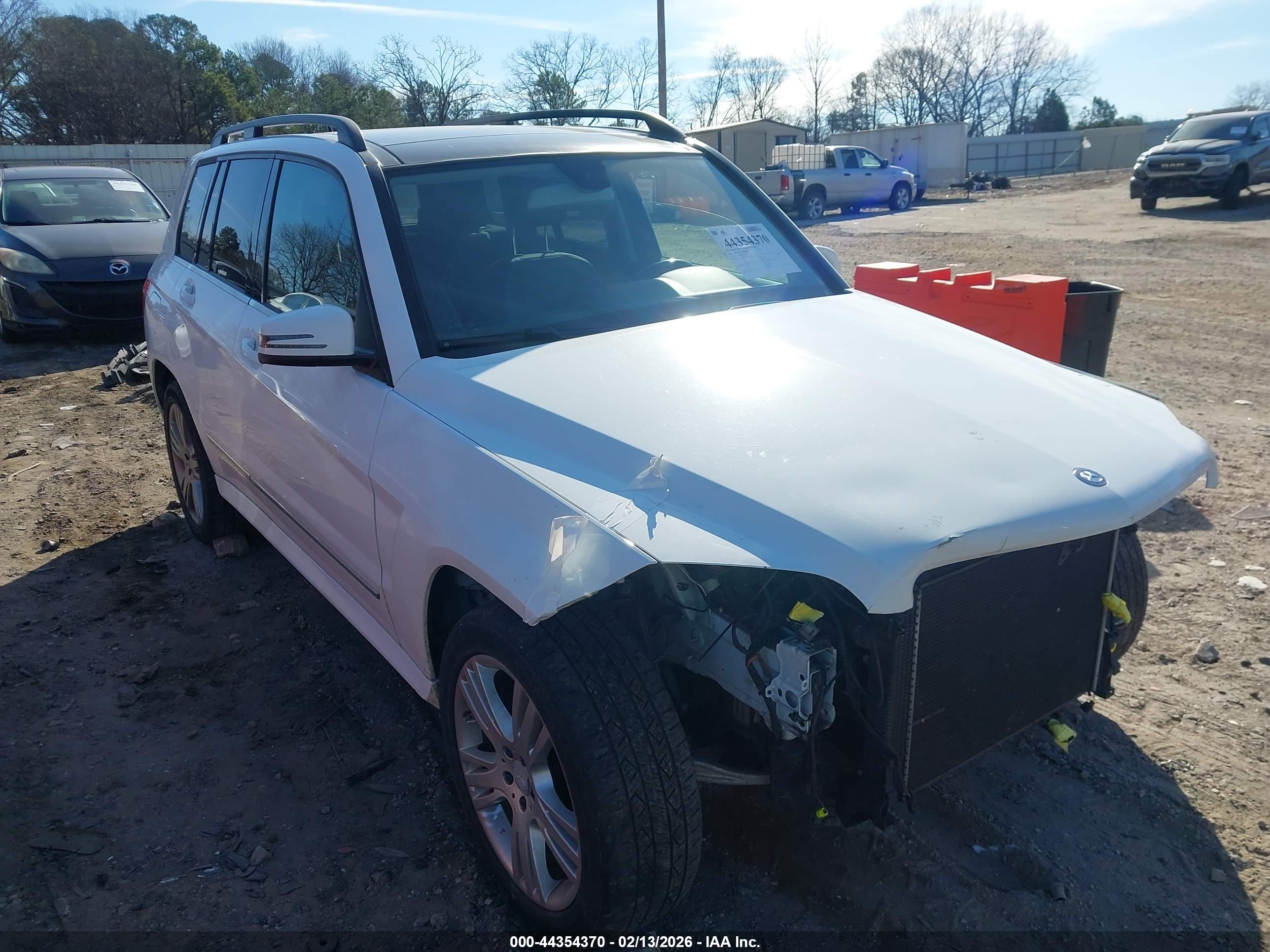 MERCEDES-BENZ GLK image 6