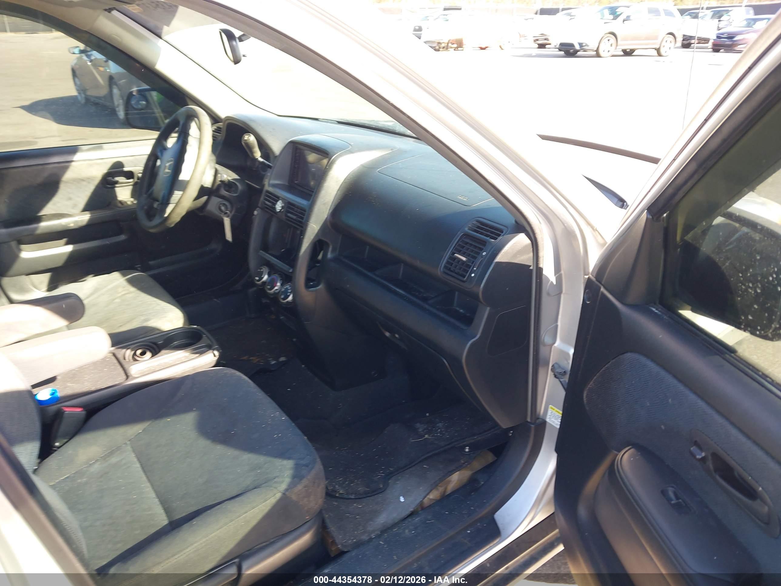 HONDA CR-V image 5