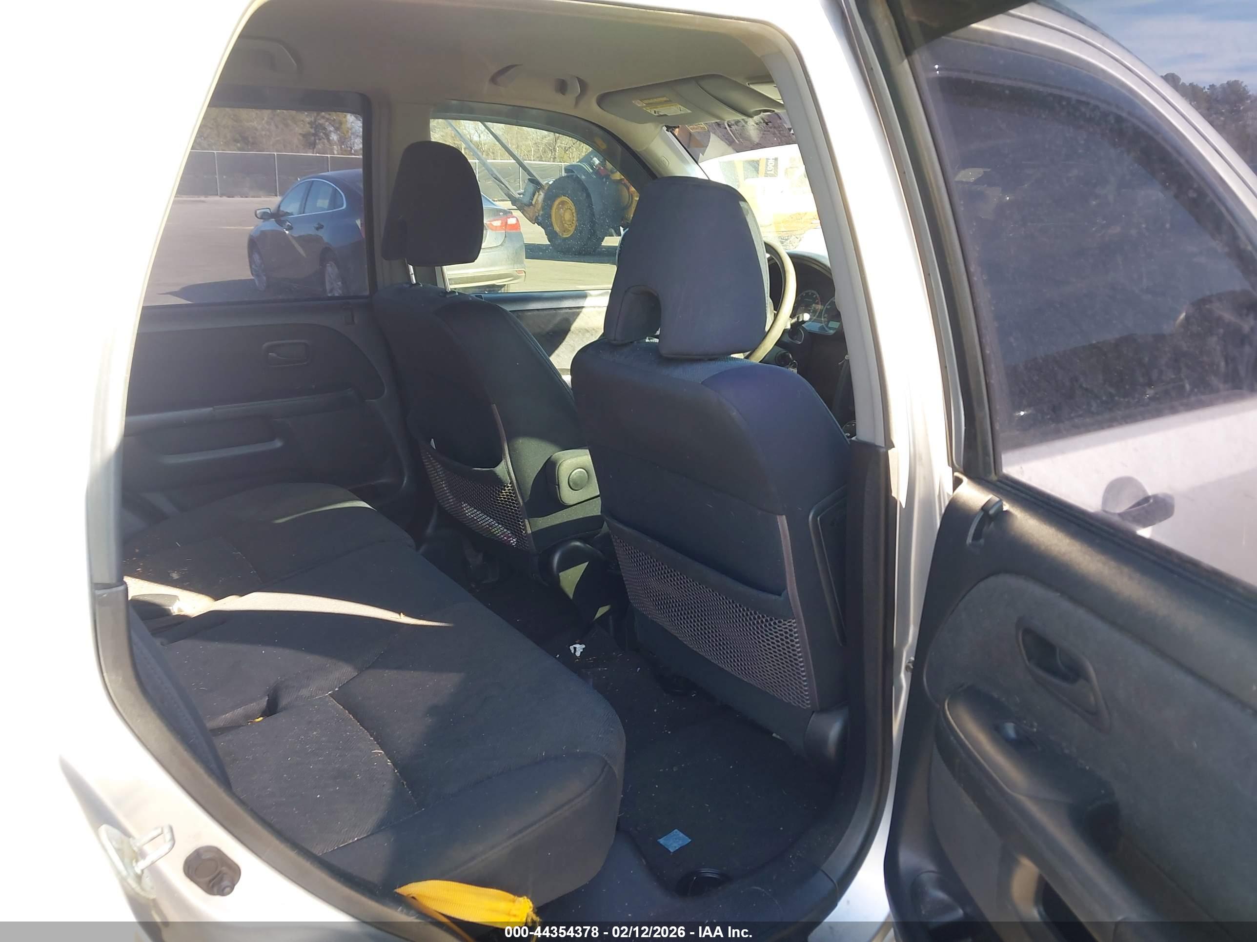 HONDA CR-V image 8