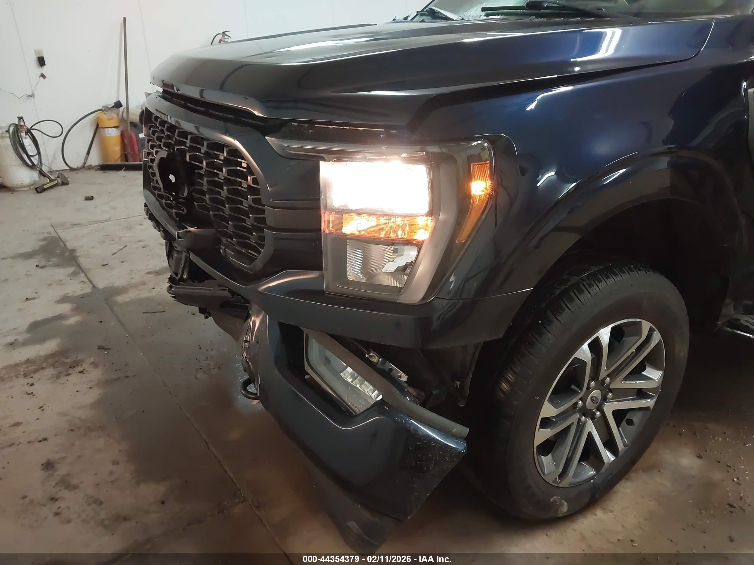 FORD F-150 image 6