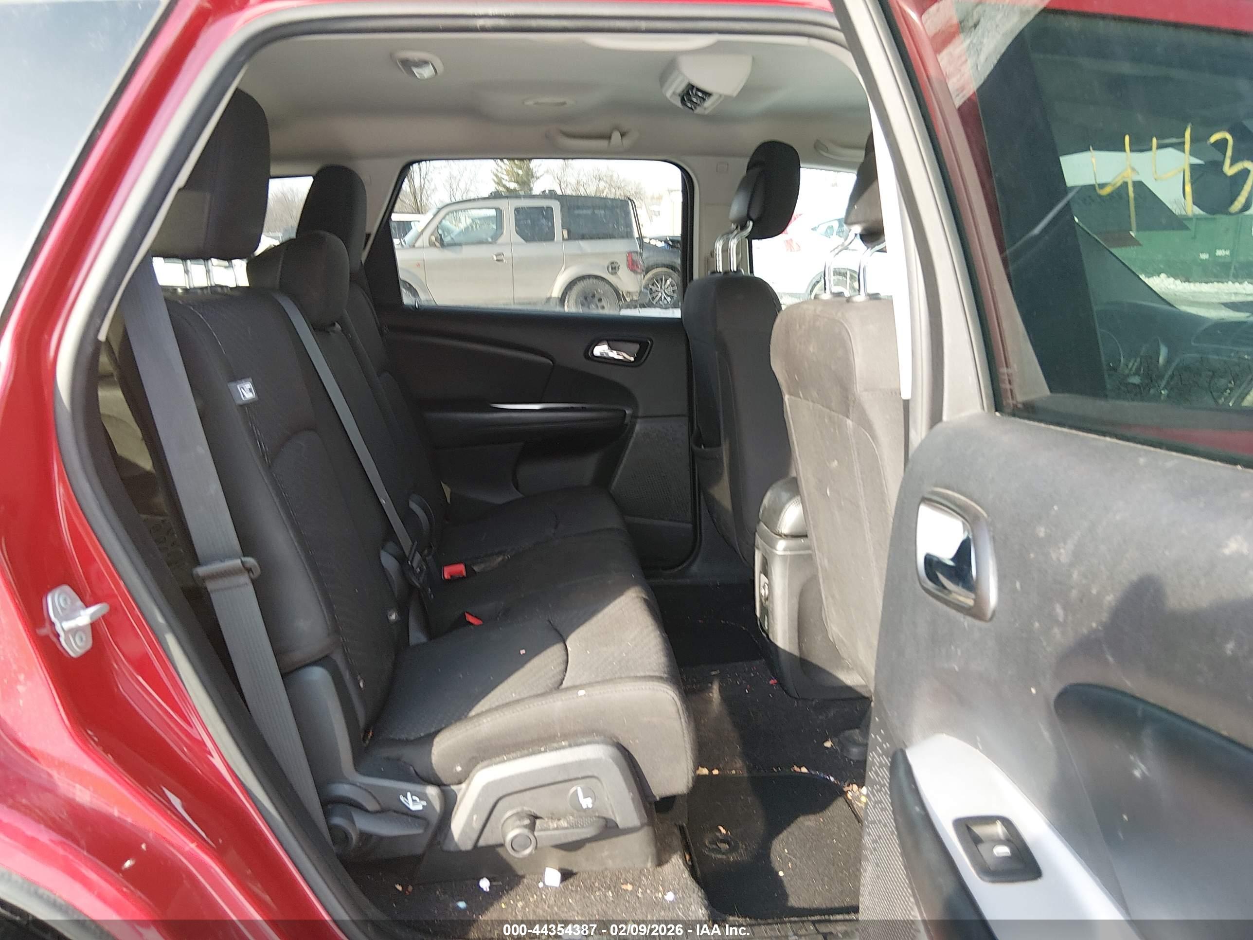 DODGE JOURNEY image 8