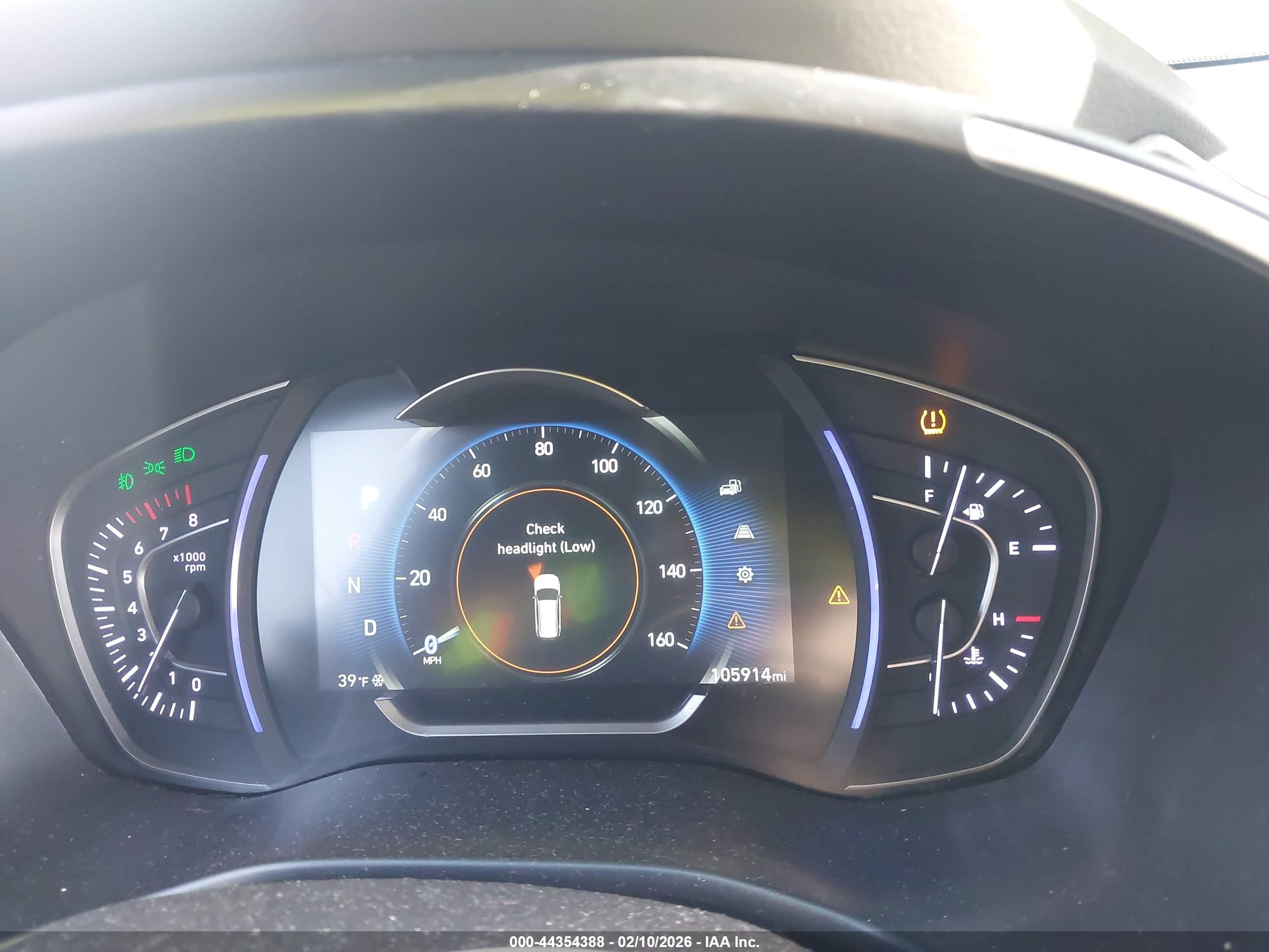 HYUNDAI SANTA image 7