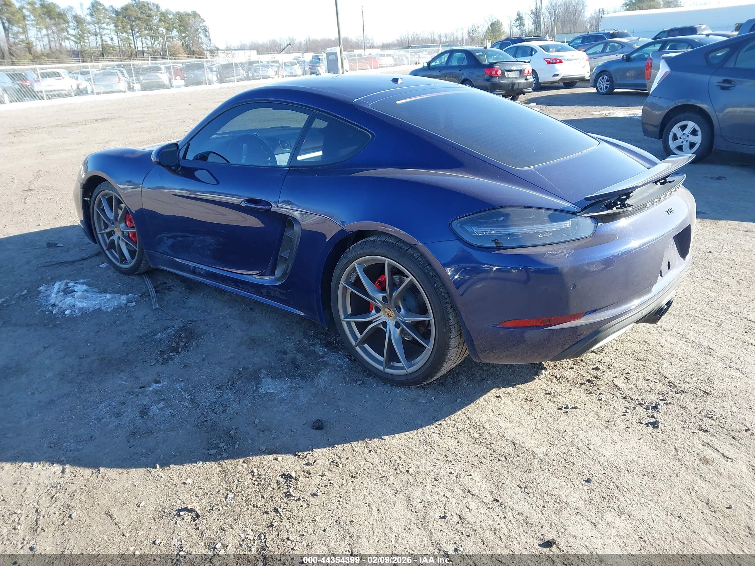 PORSCHE 718 image 3