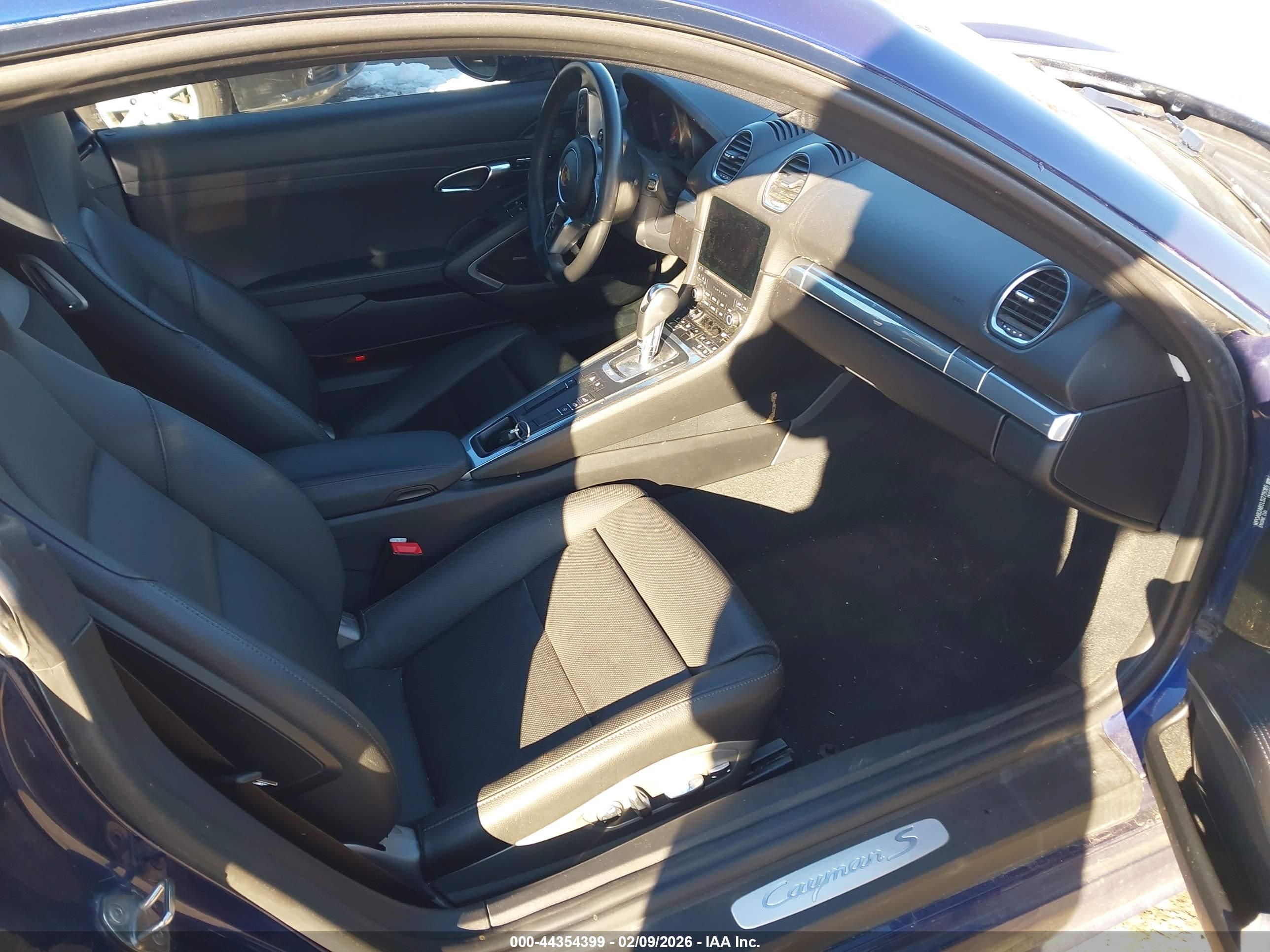 PORSCHE 718 image 5