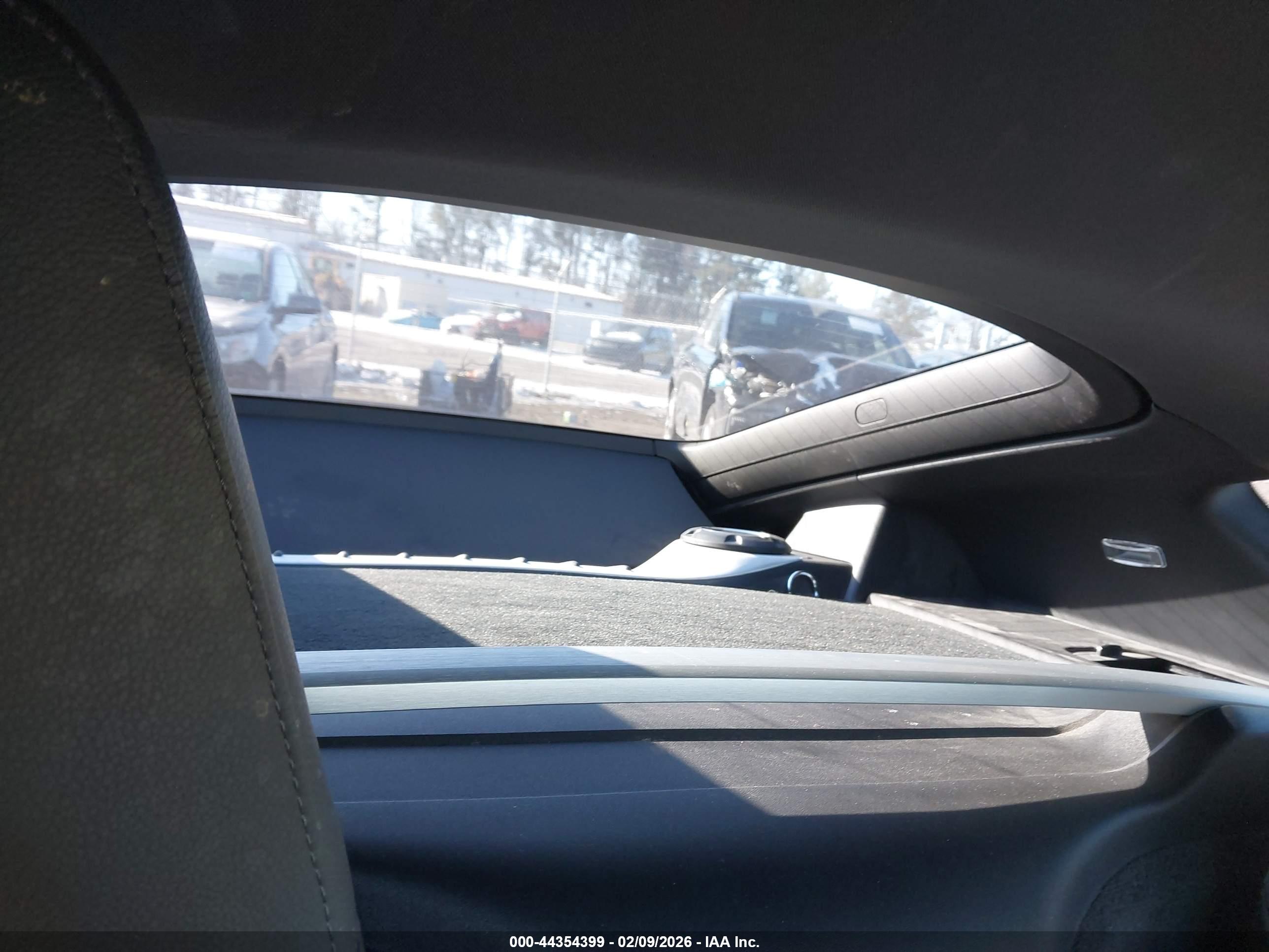 PORSCHE 718 image 8