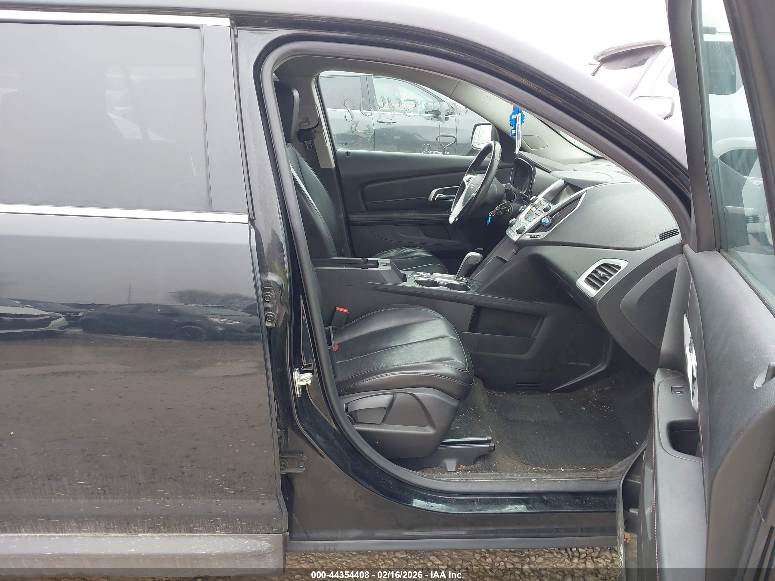 GMC TERRAIN image 5