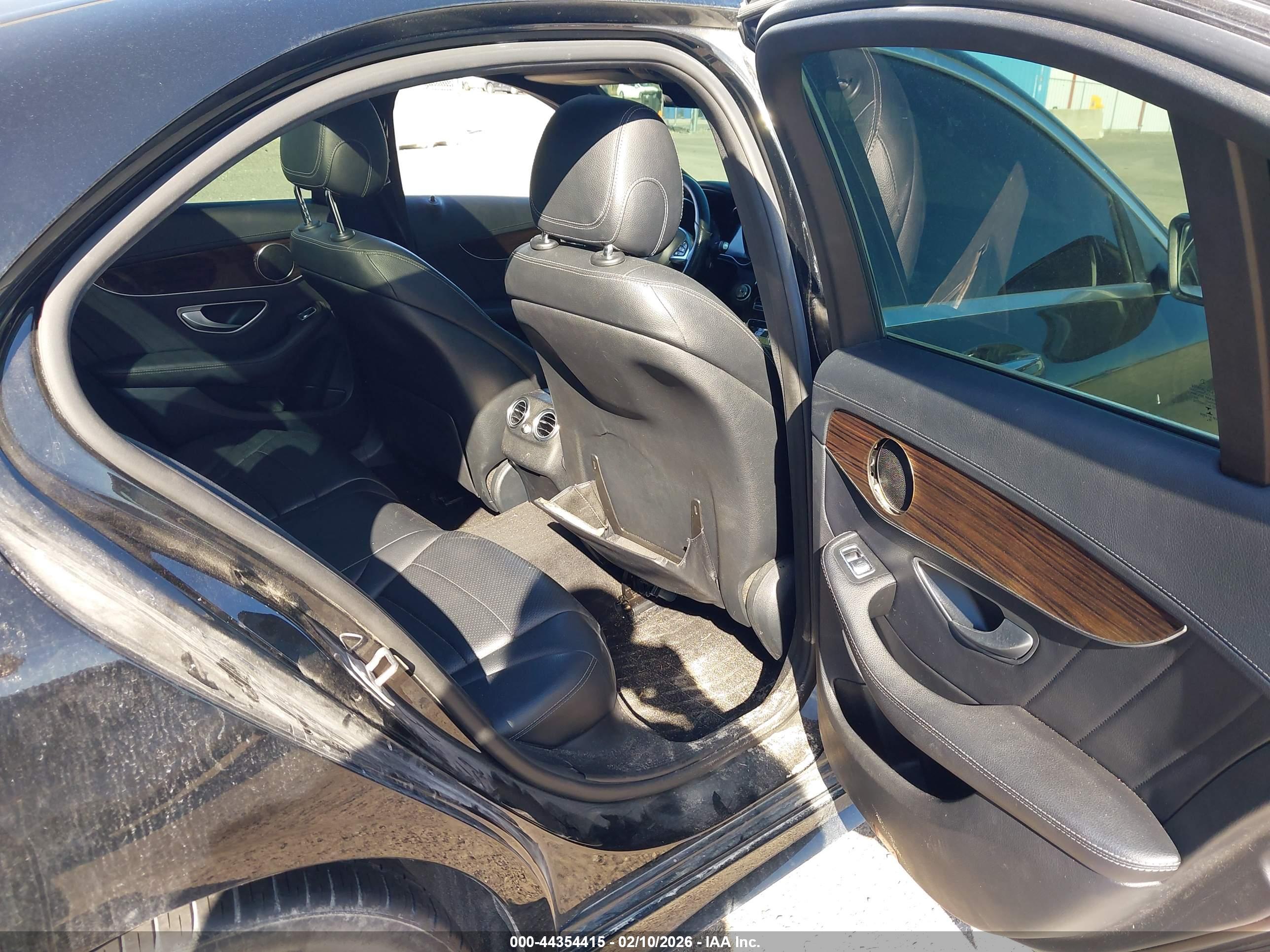 MERCEDES-BENZ C image 8