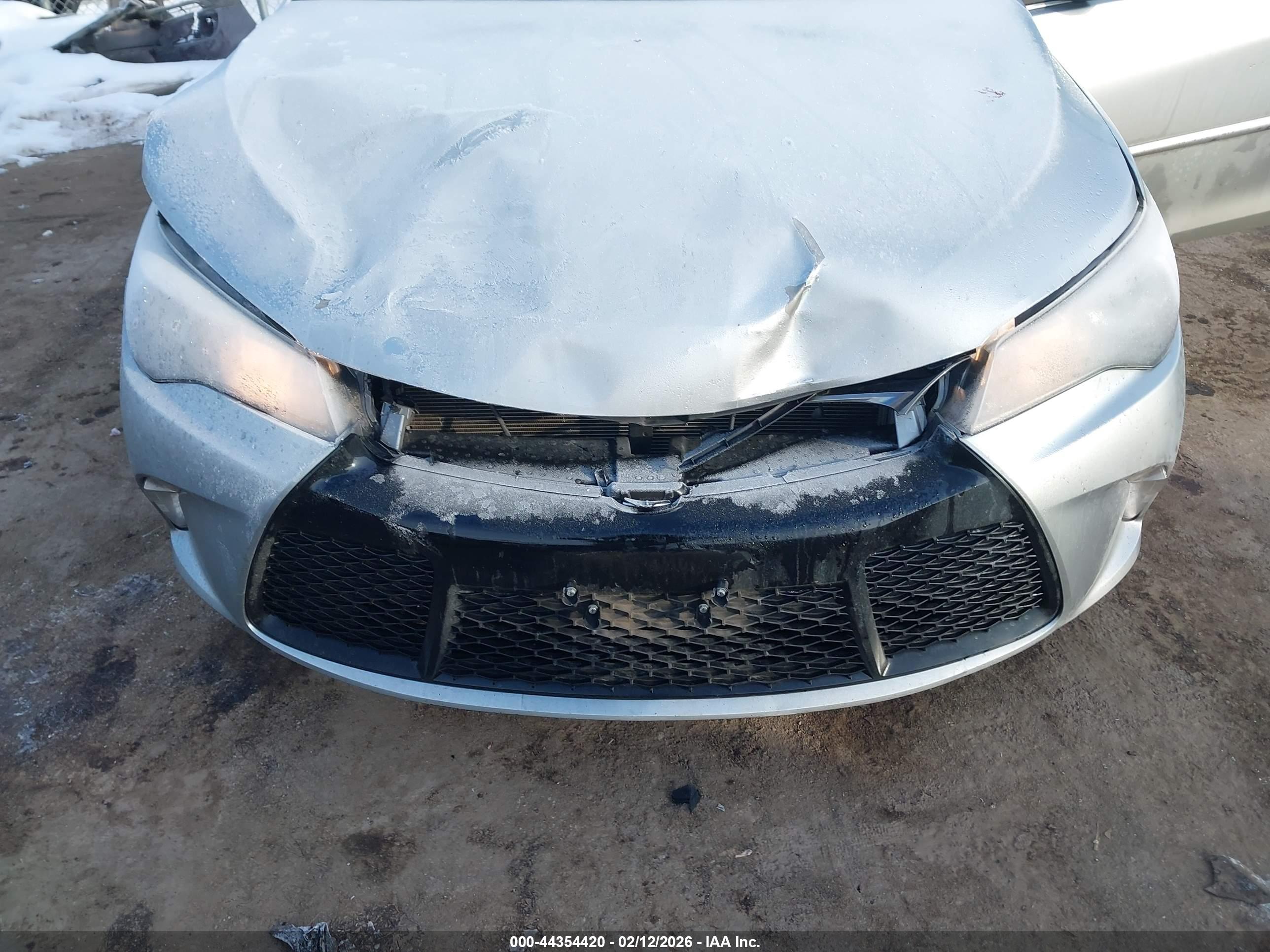 TOYOTA CAMRY image 6