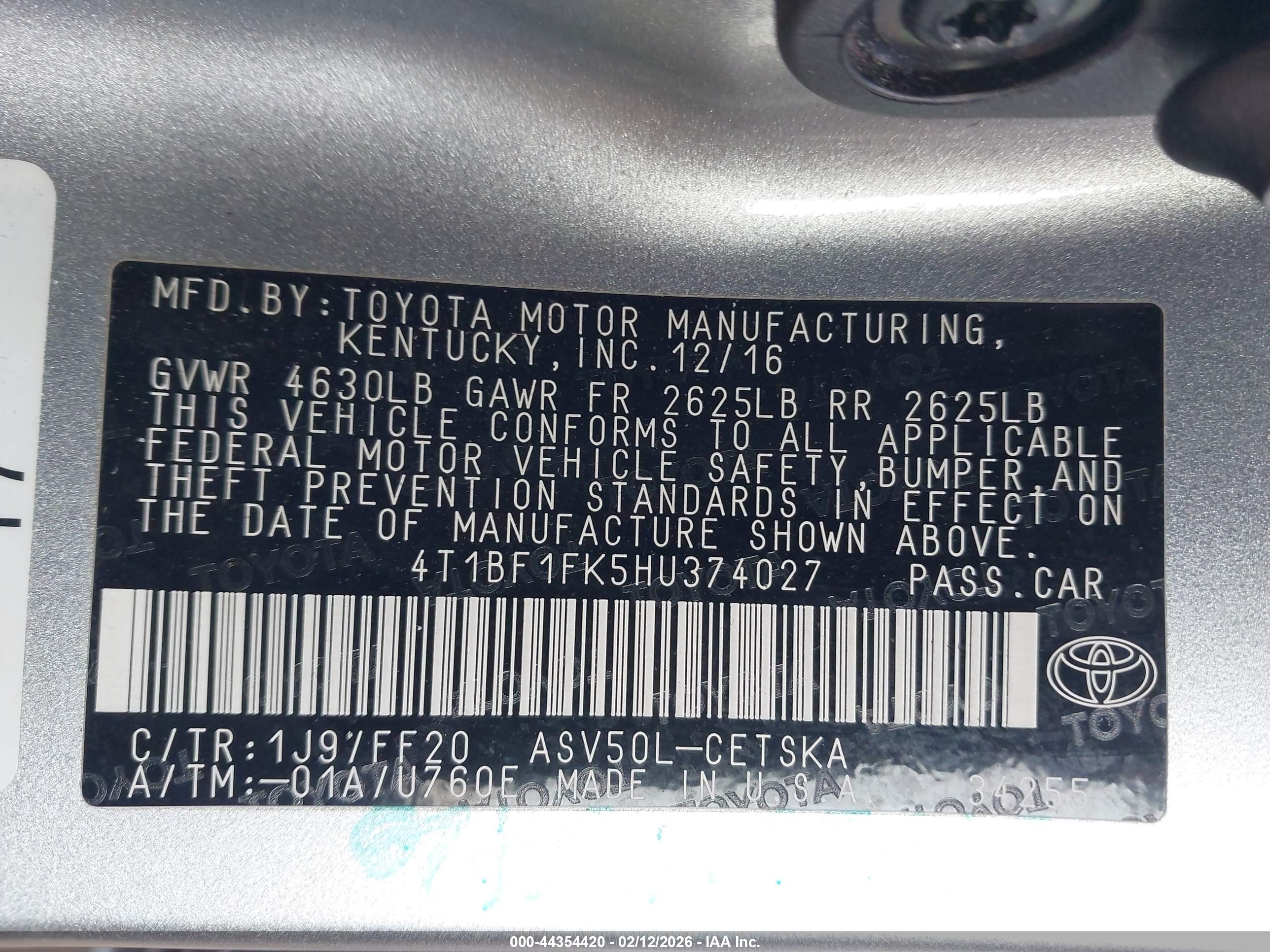 TOYOTA CAMRY image 9