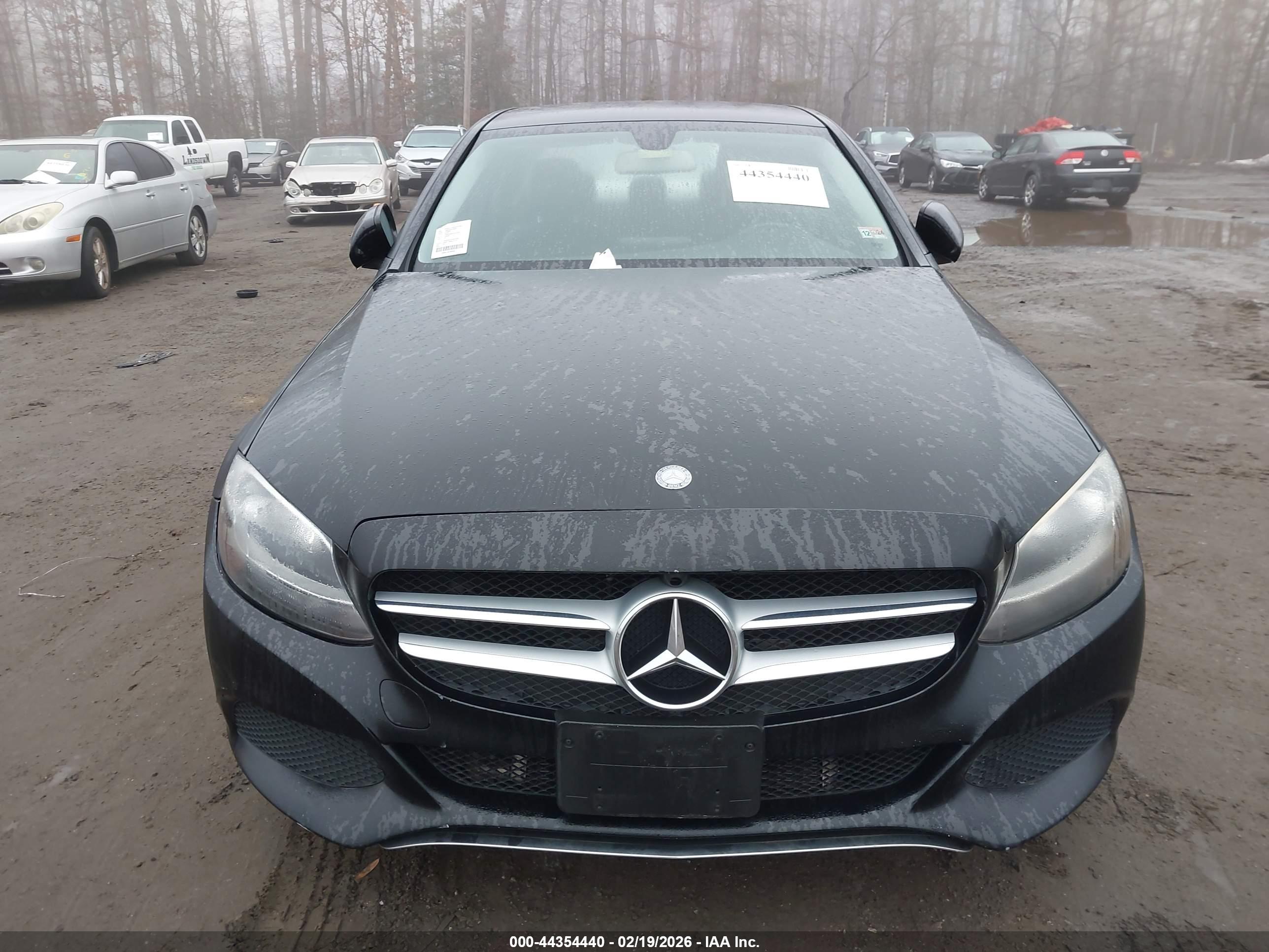 MERCEDES-BENZ C image 10