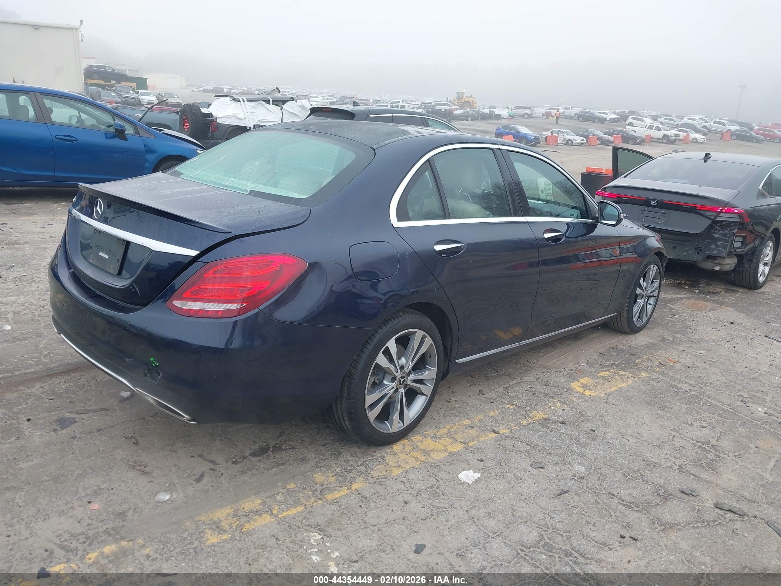 MERCEDES-BENZ C image 4