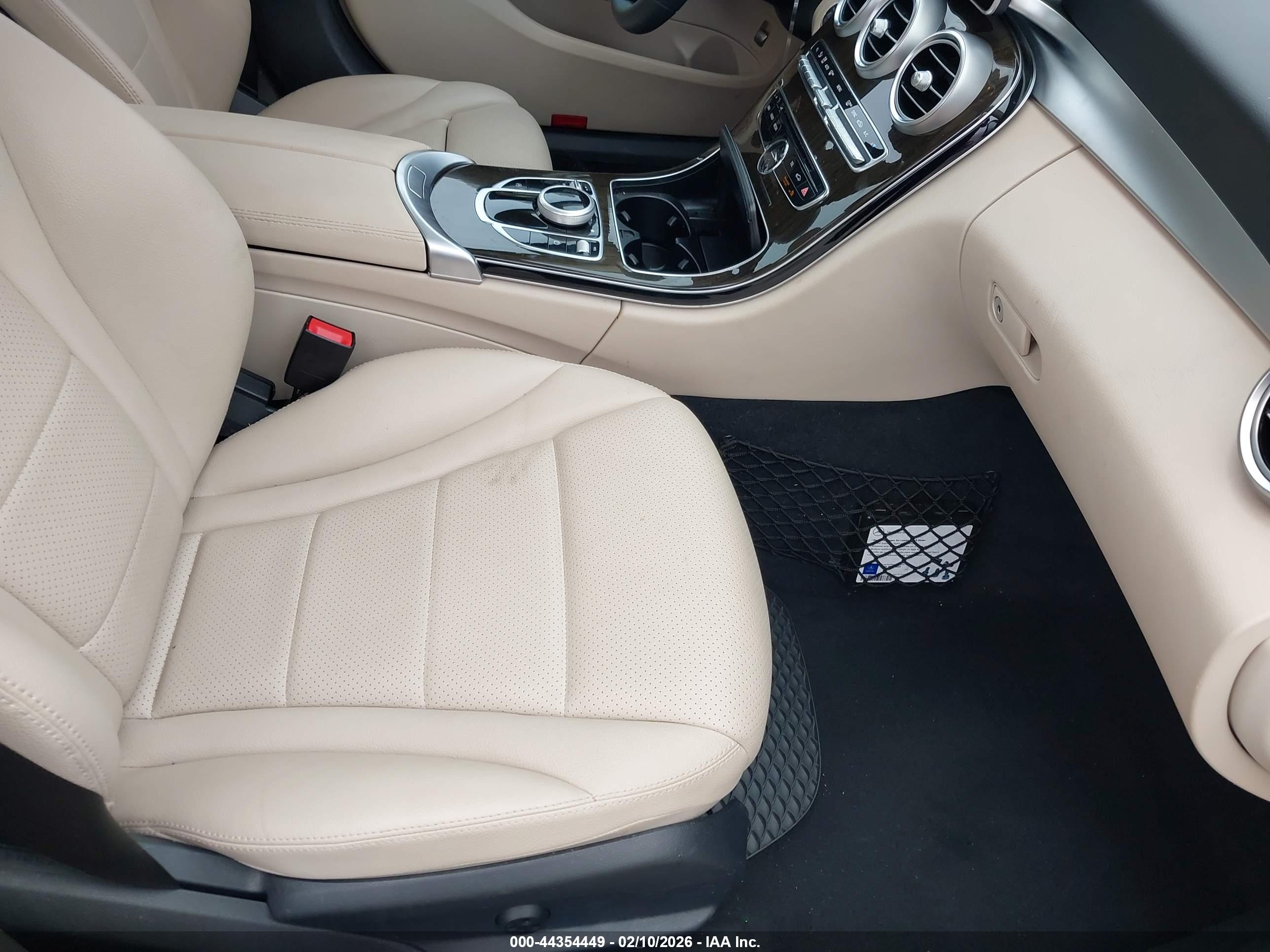 MERCEDES-BENZ C image 5