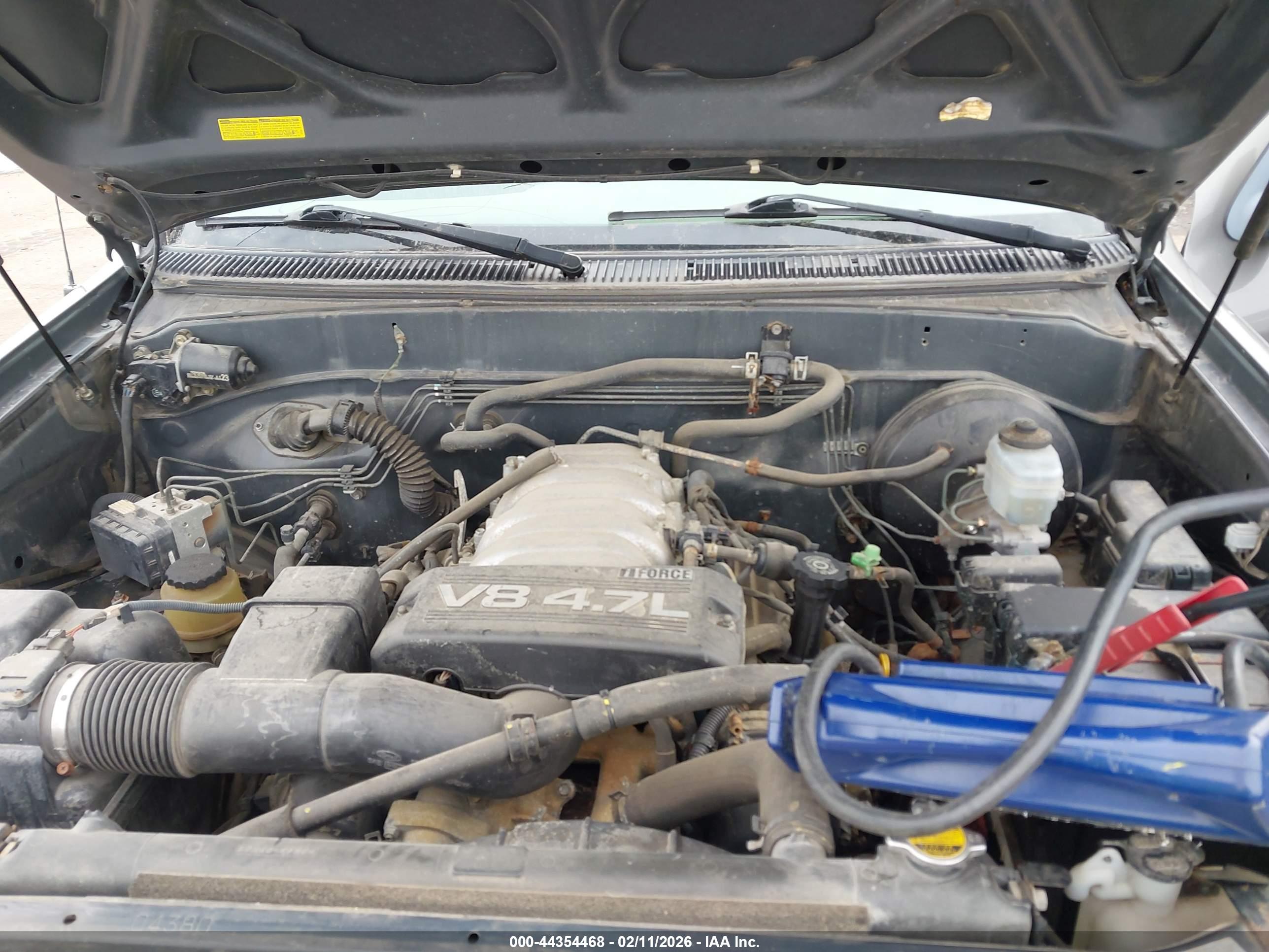 TOYOTA TUNDRA image 10