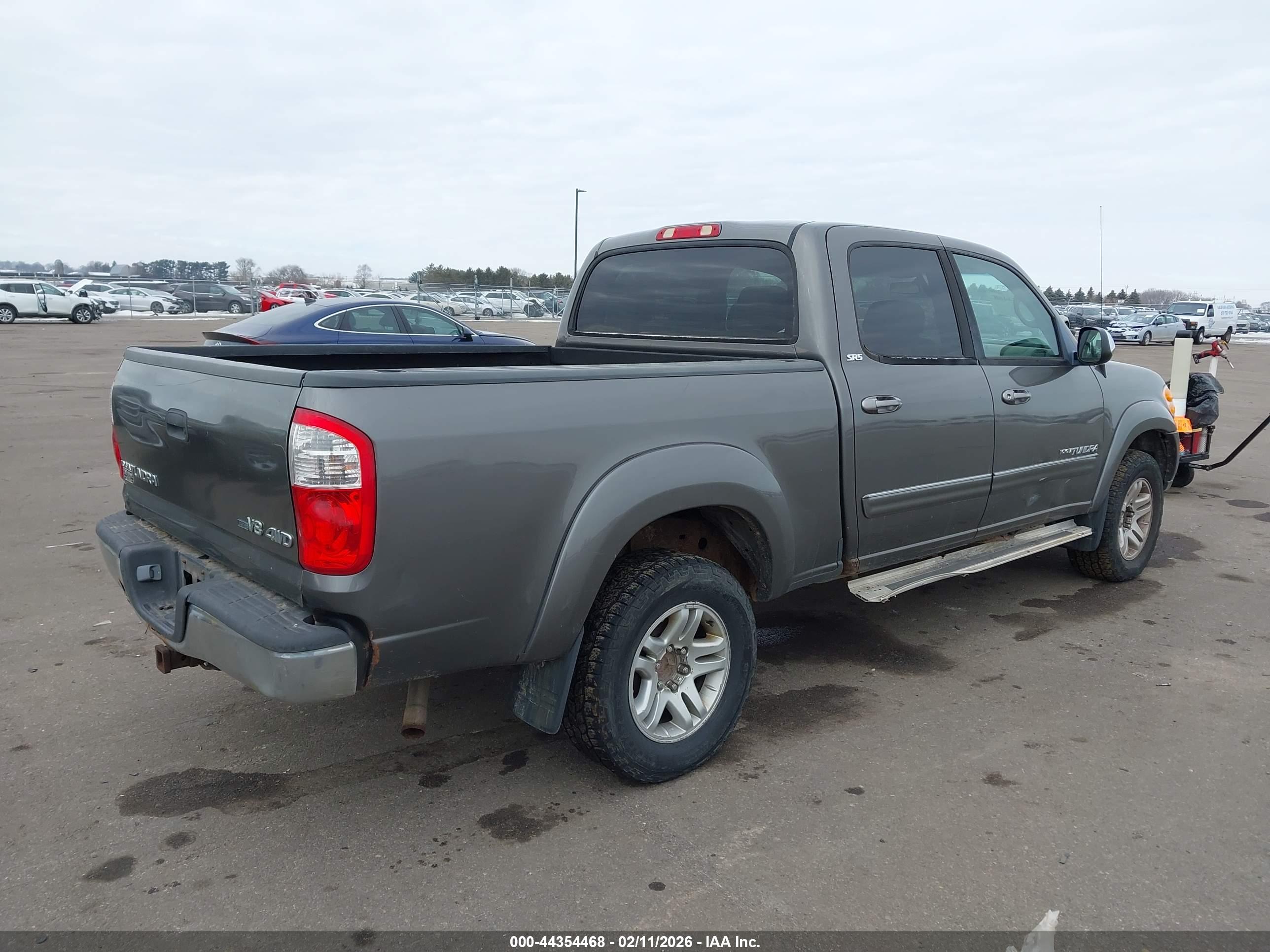 TOYOTA TUNDRA image 4