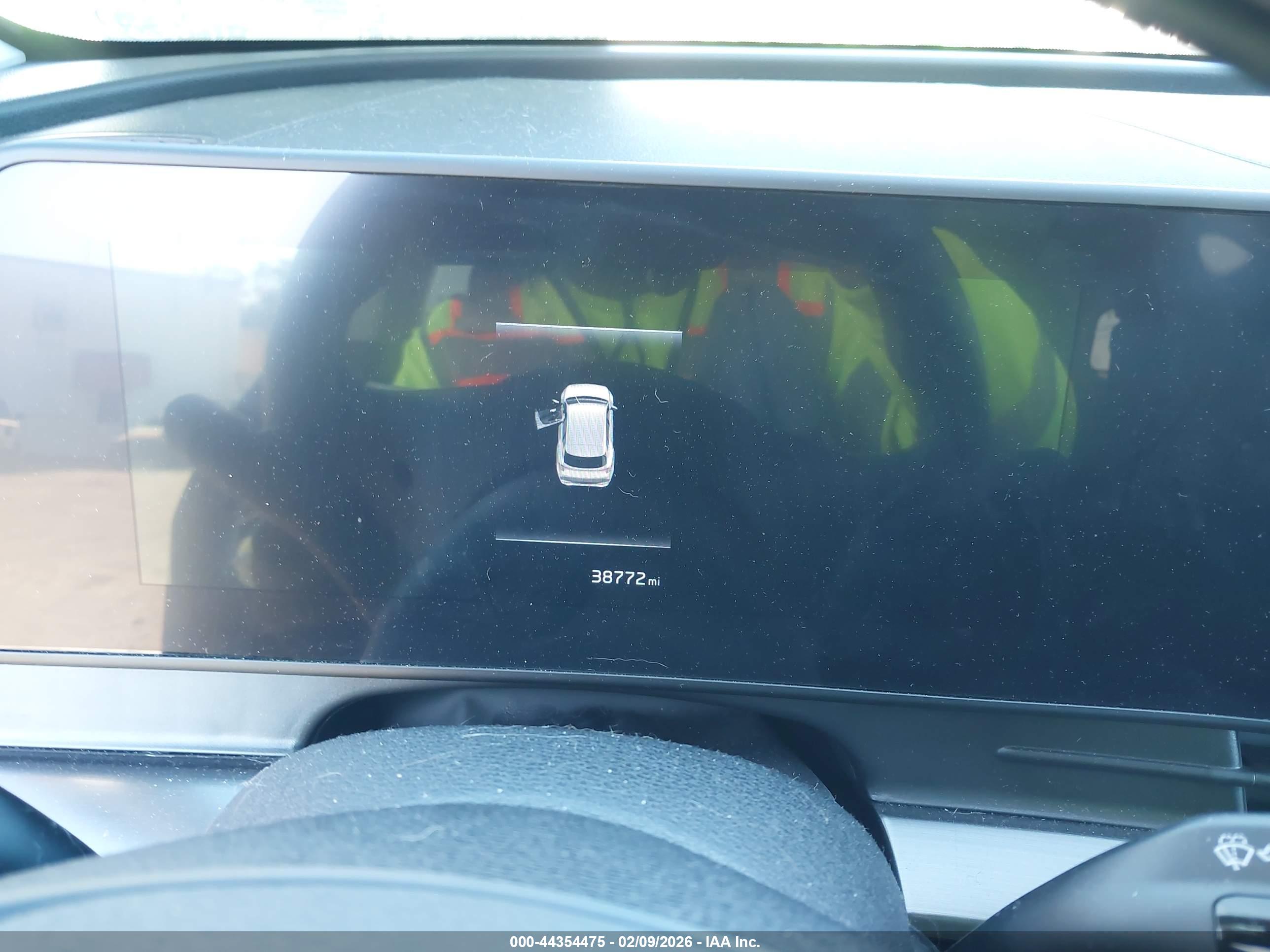 KIA SPORTAGE image 7
