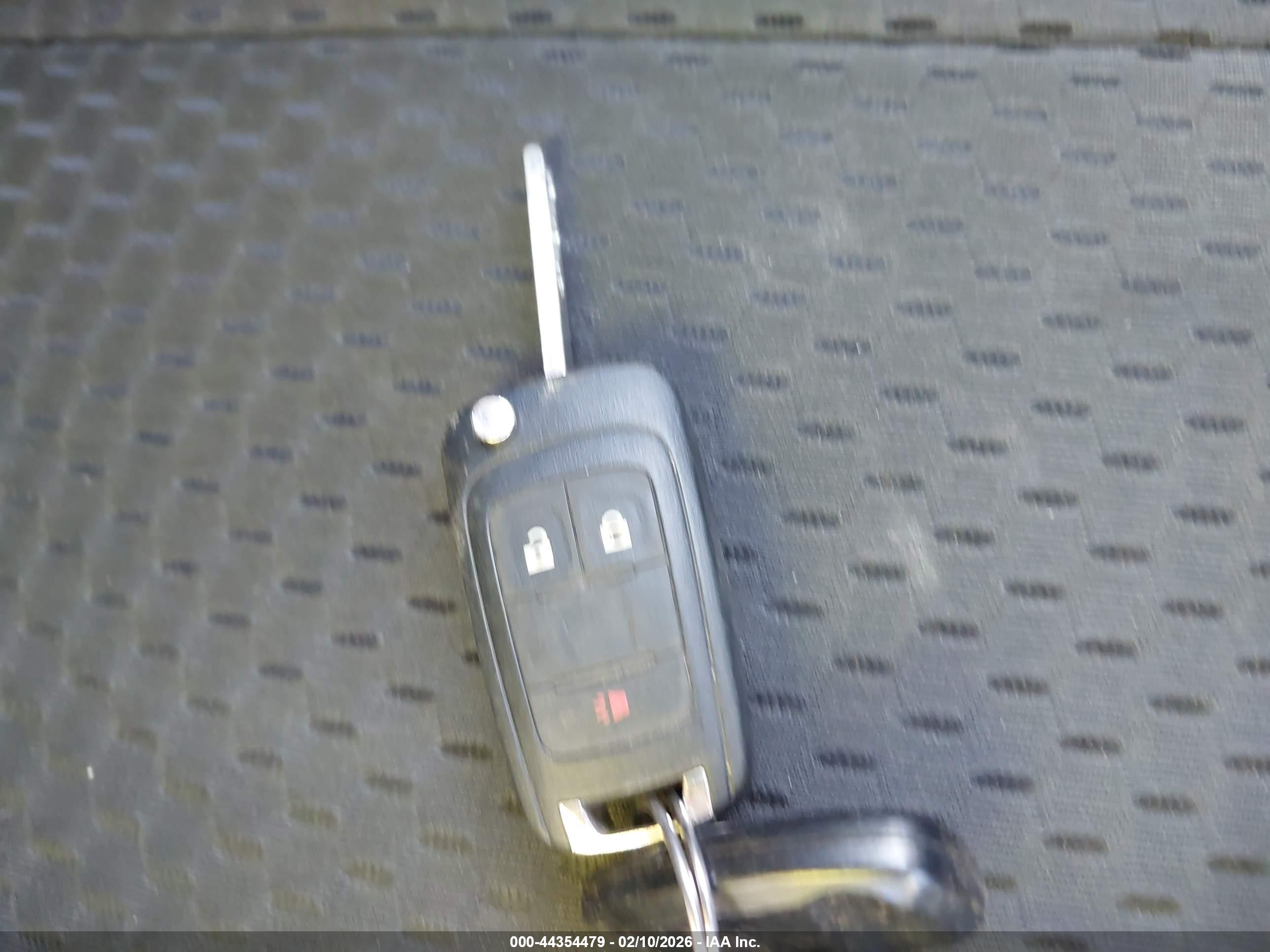 CHEVROLET EQUINOX image 11