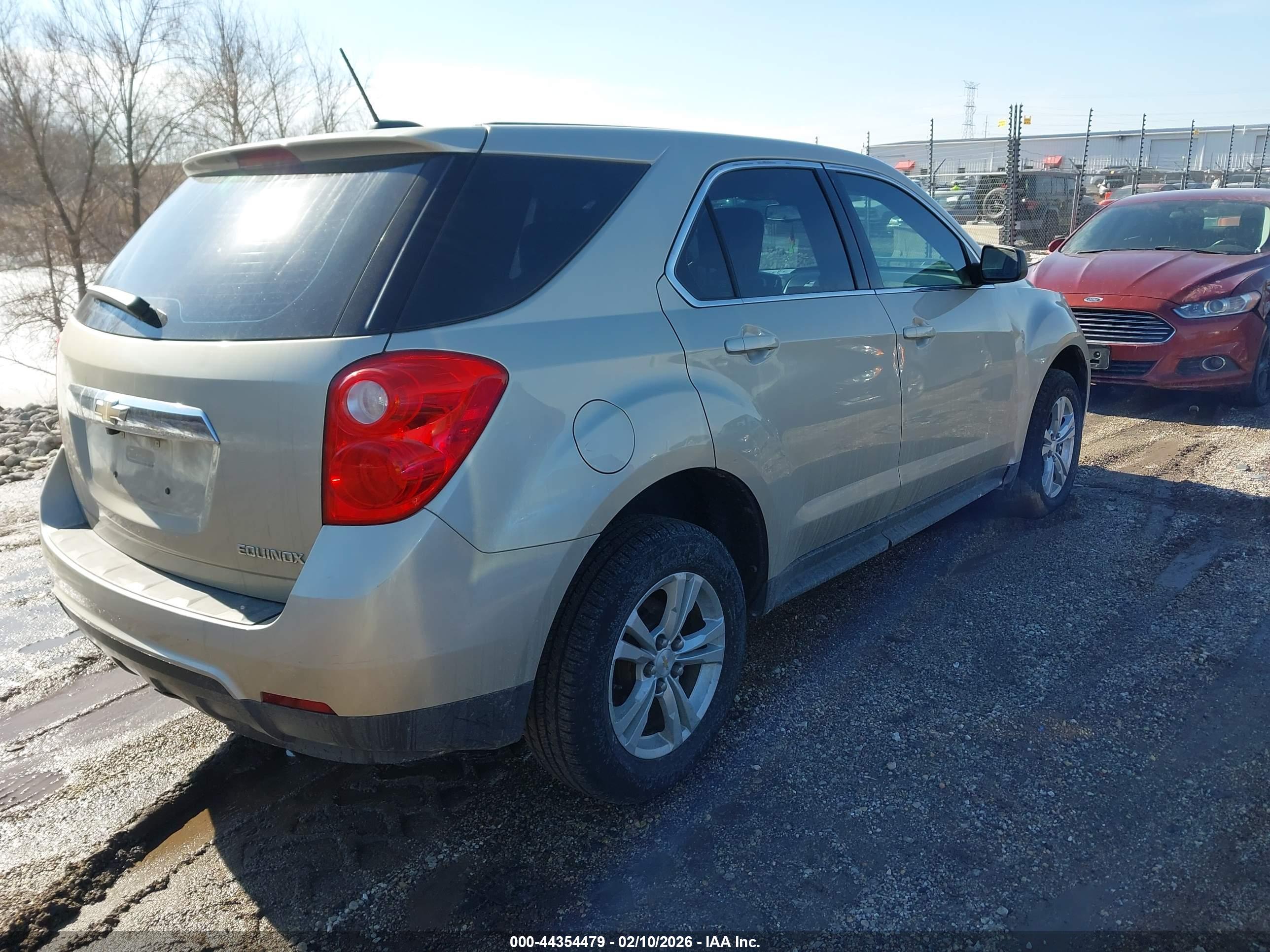 CHEVROLET EQUINOX image 4