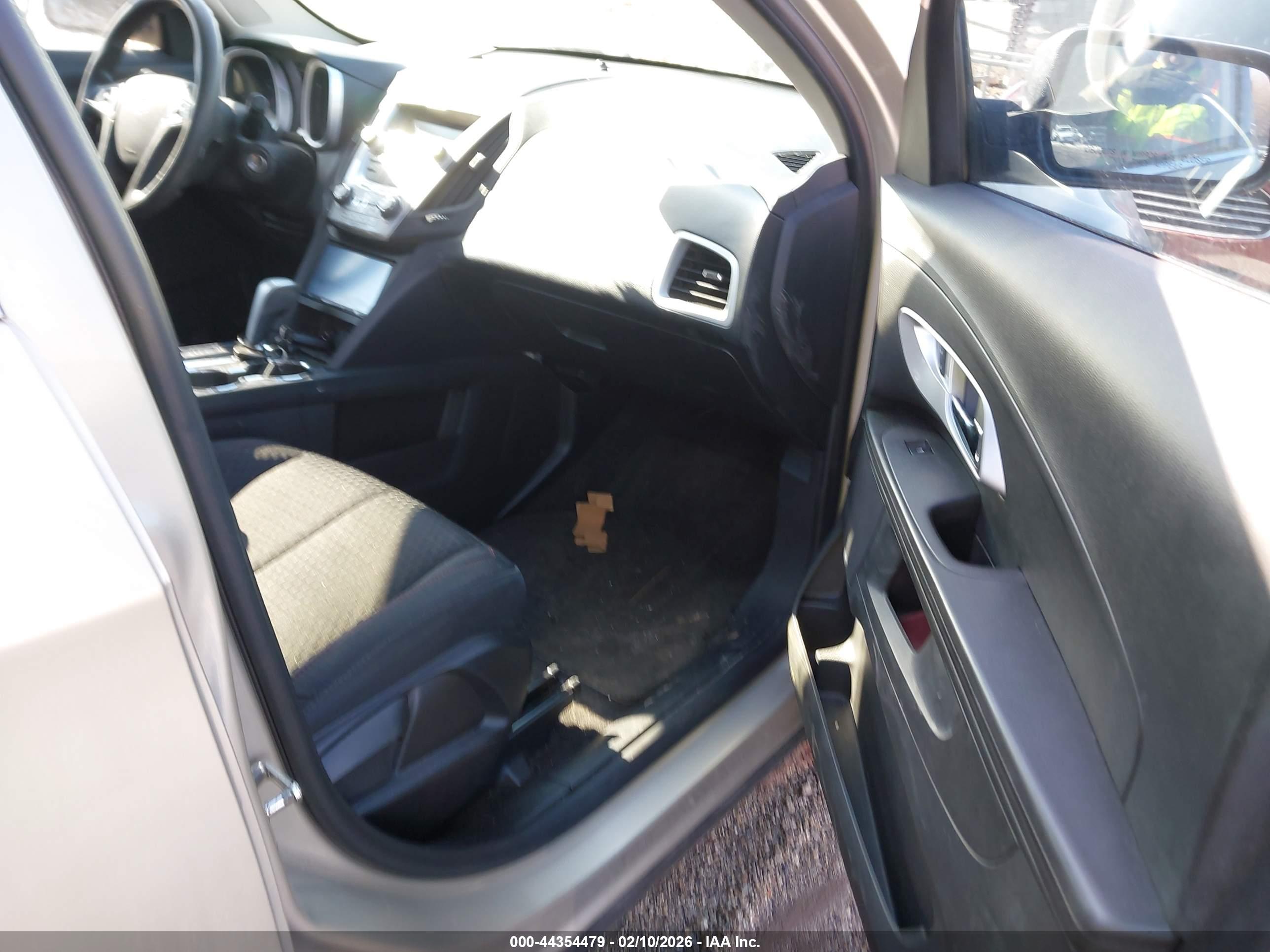 CHEVROLET EQUINOX image 5