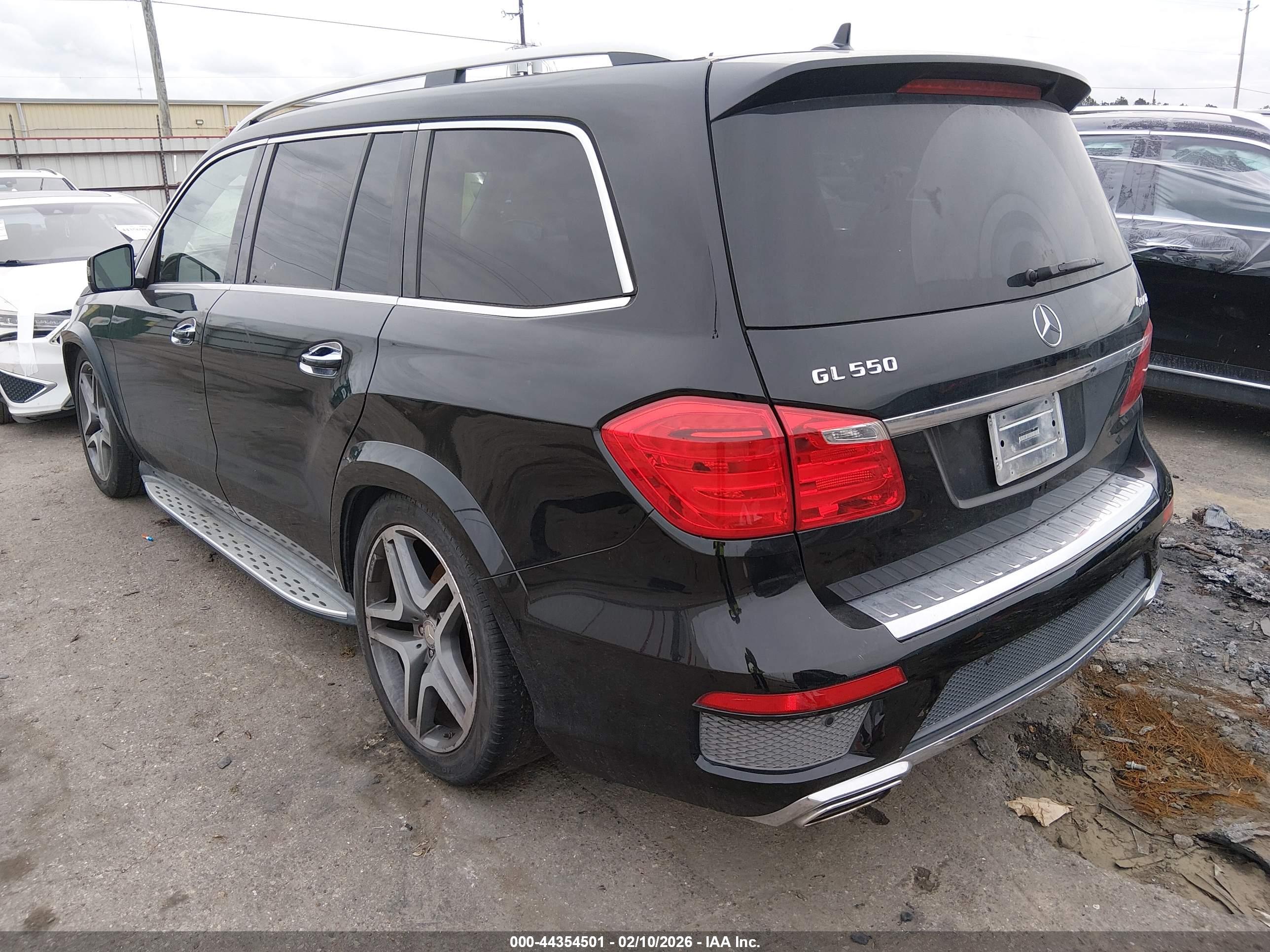 MERCEDES-BENZ GL image 3