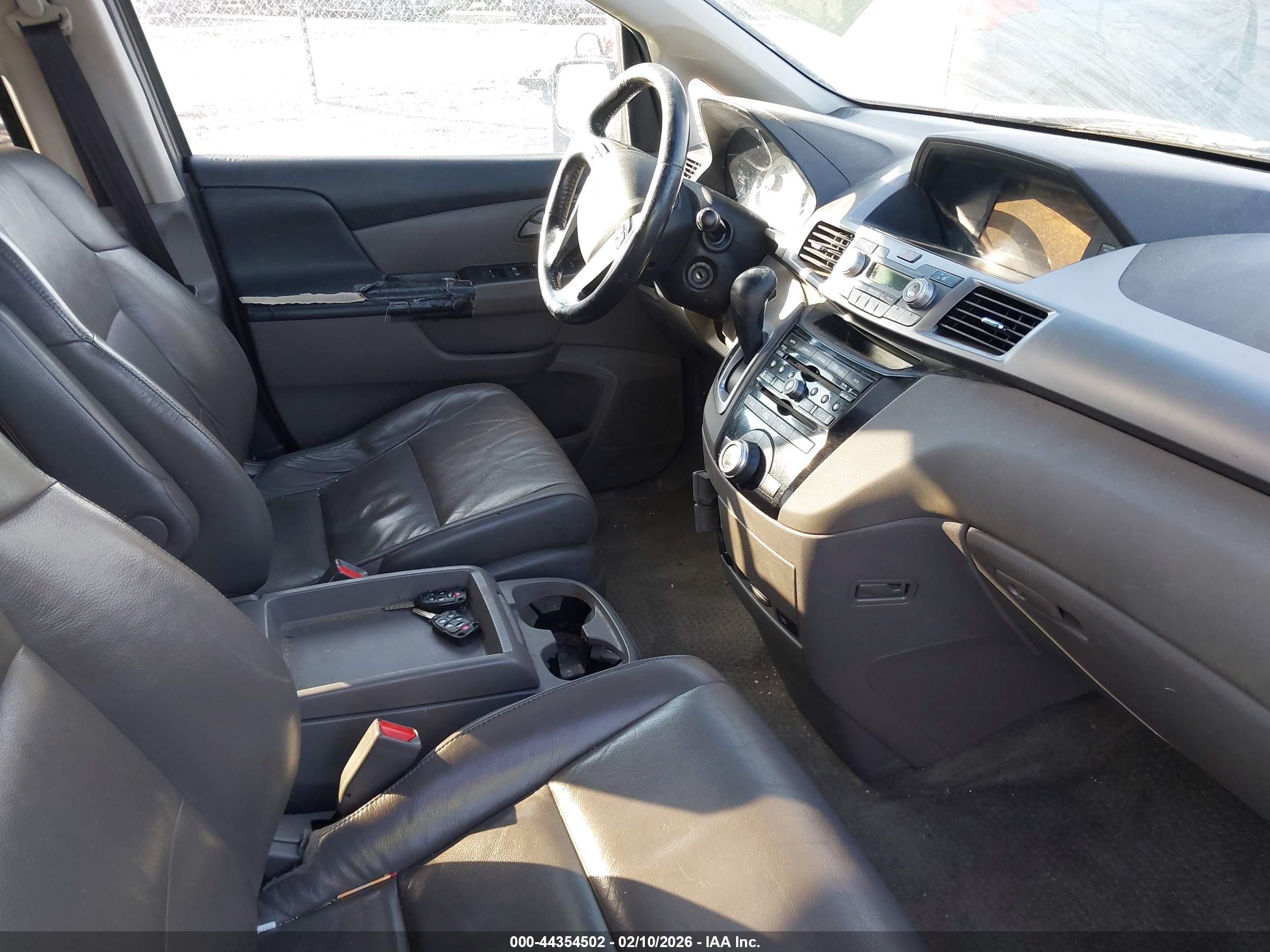 HONDA ODYSSEY image 5