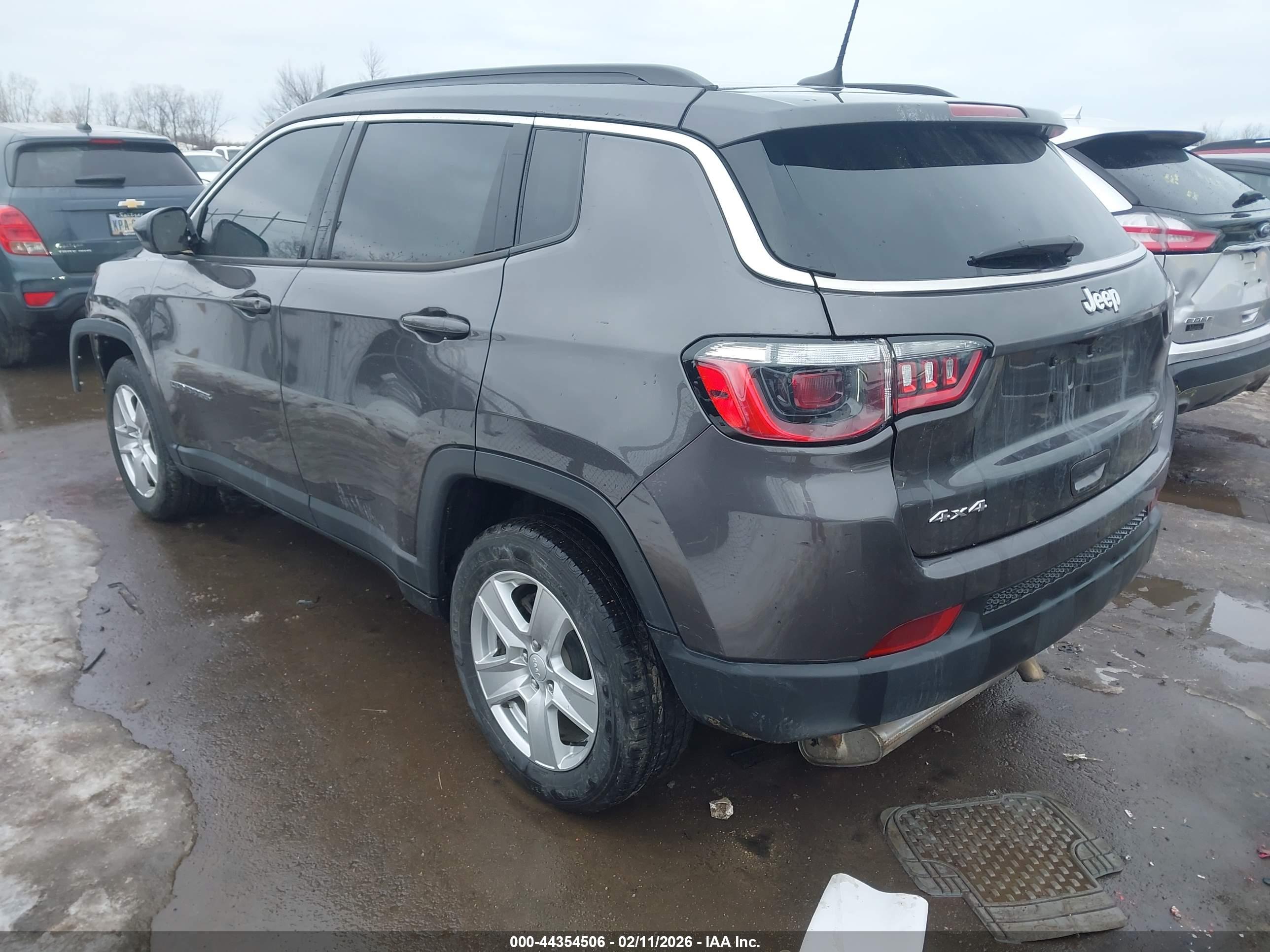 JEEP COMPASS image 3