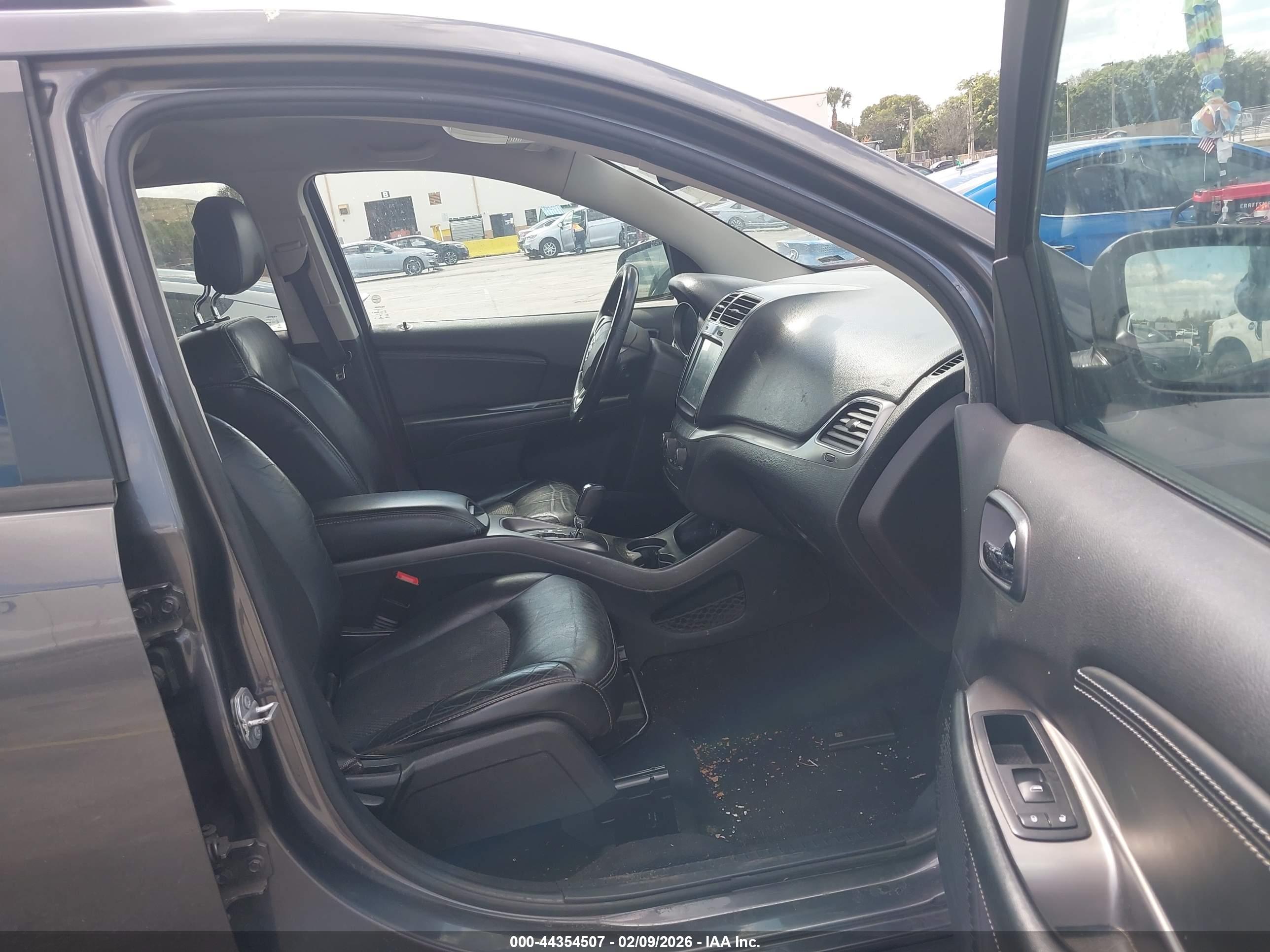DODGE JOURNEY image 5
