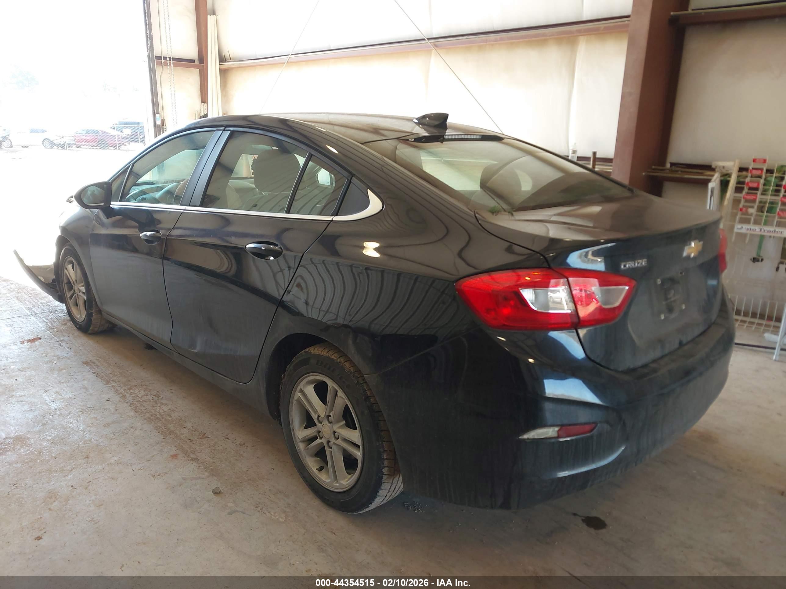 CHEVROLET CRUZE image 3