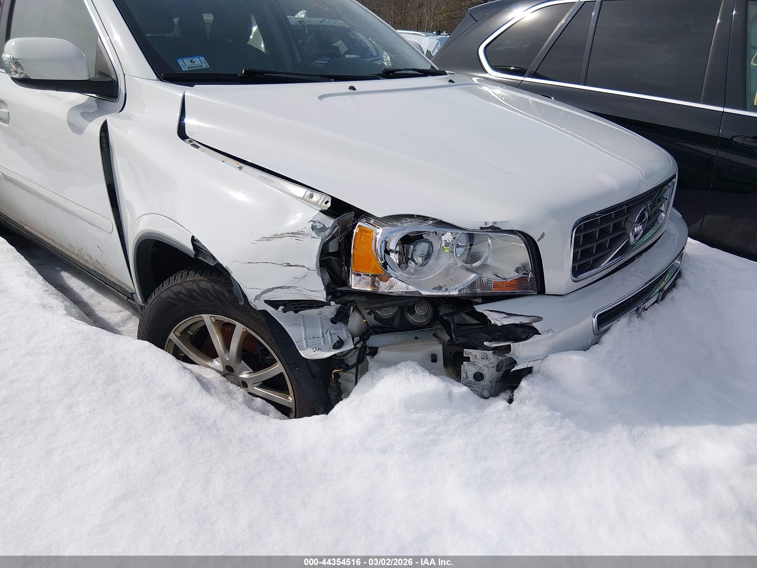 VOLVO XC90 image 6