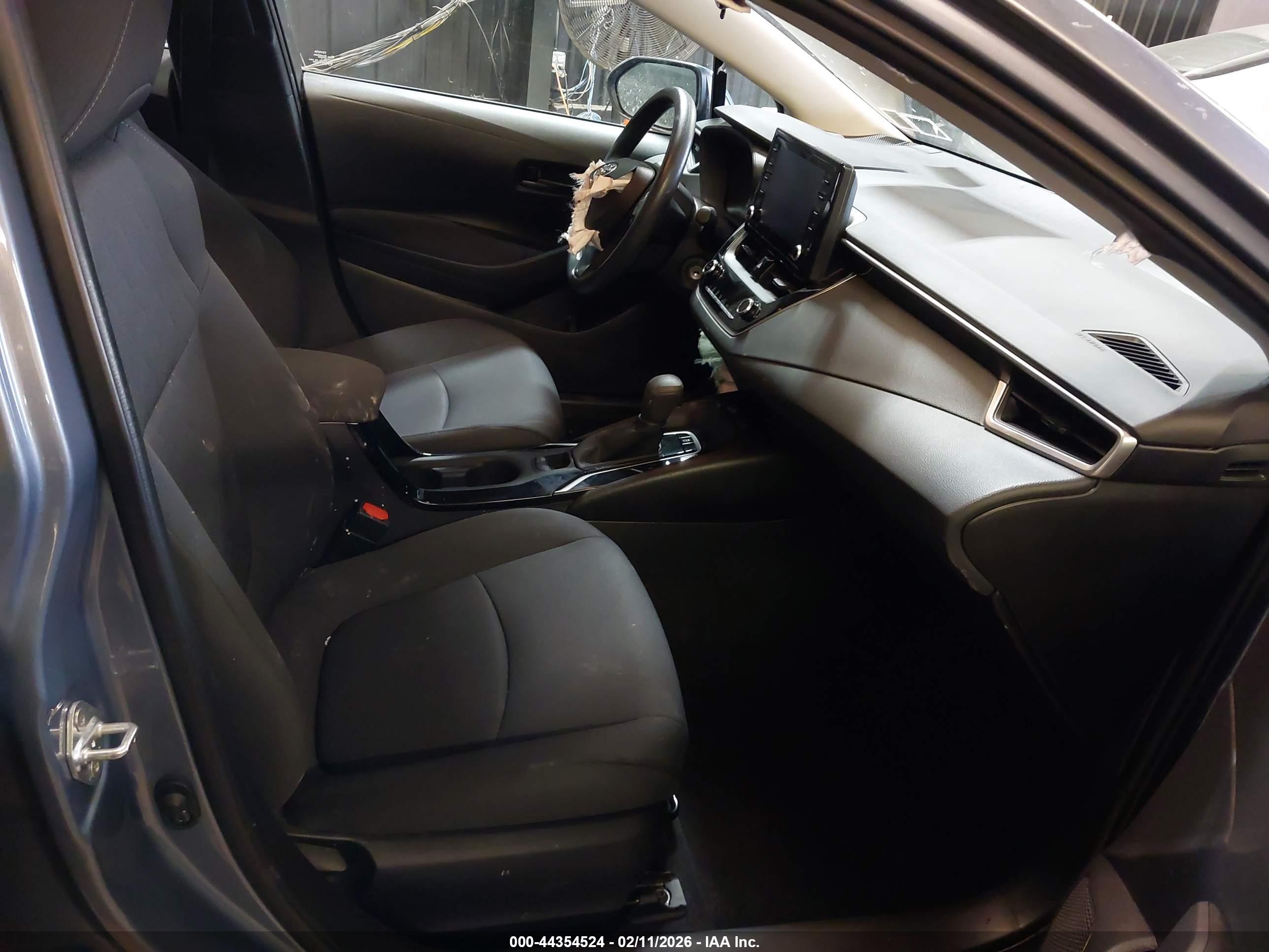 TOYOTA COROLLA image 5