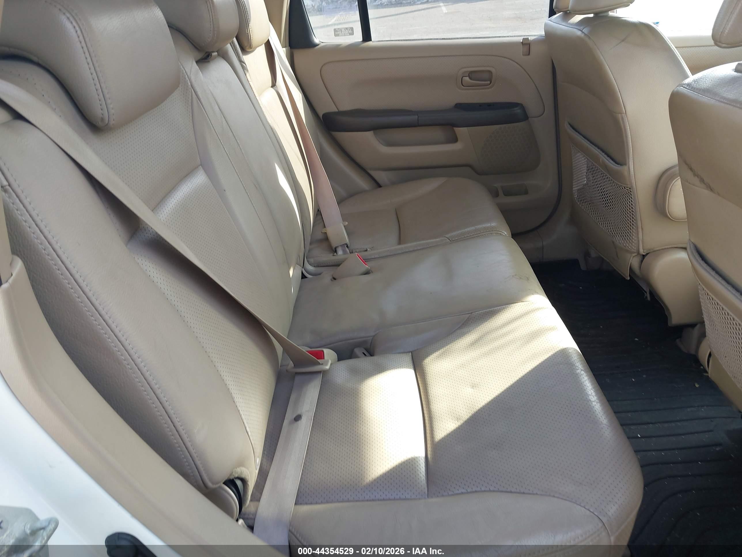 HONDA CR-V image 8