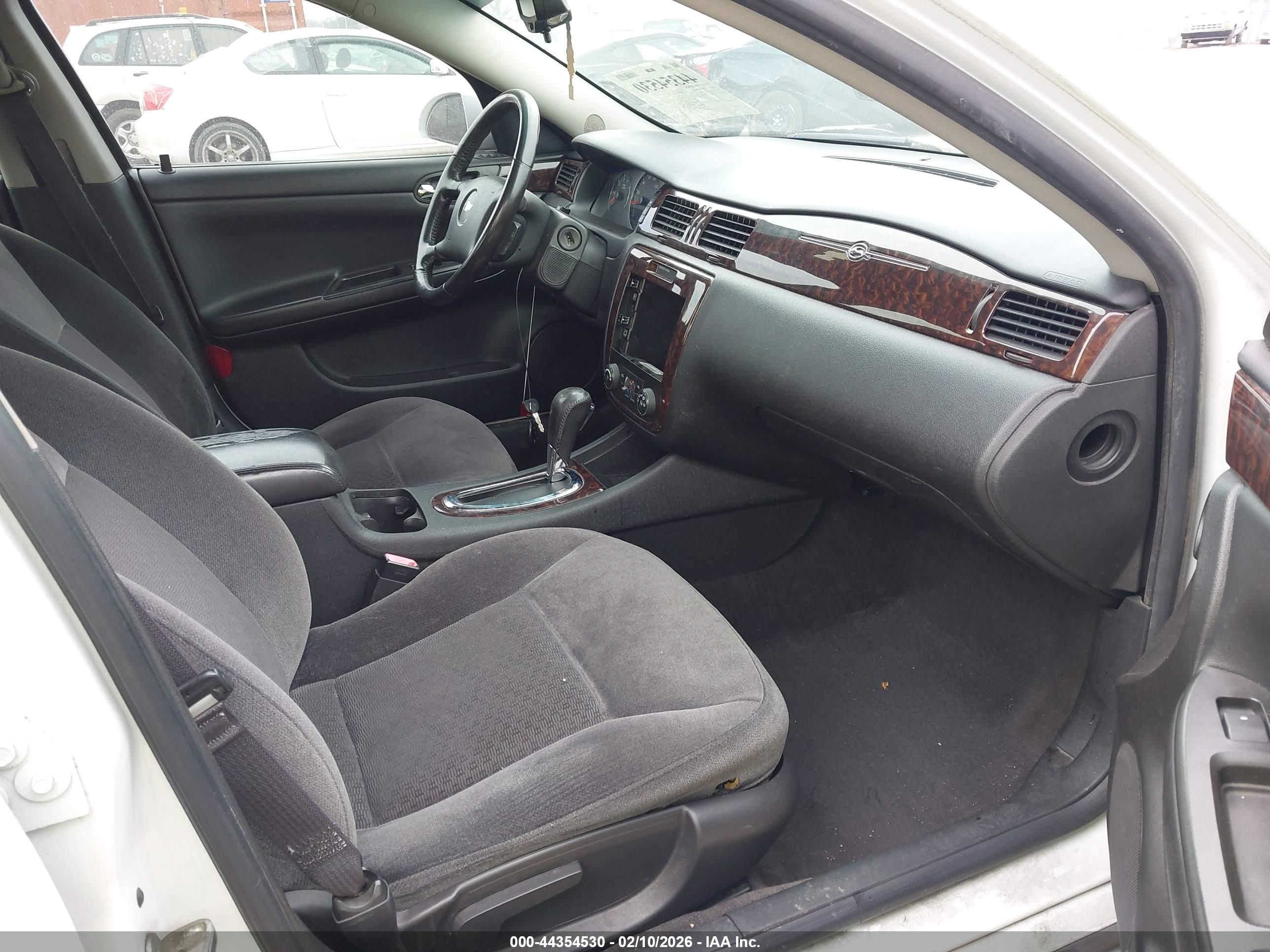 CHEVROLET IMPALA image 5