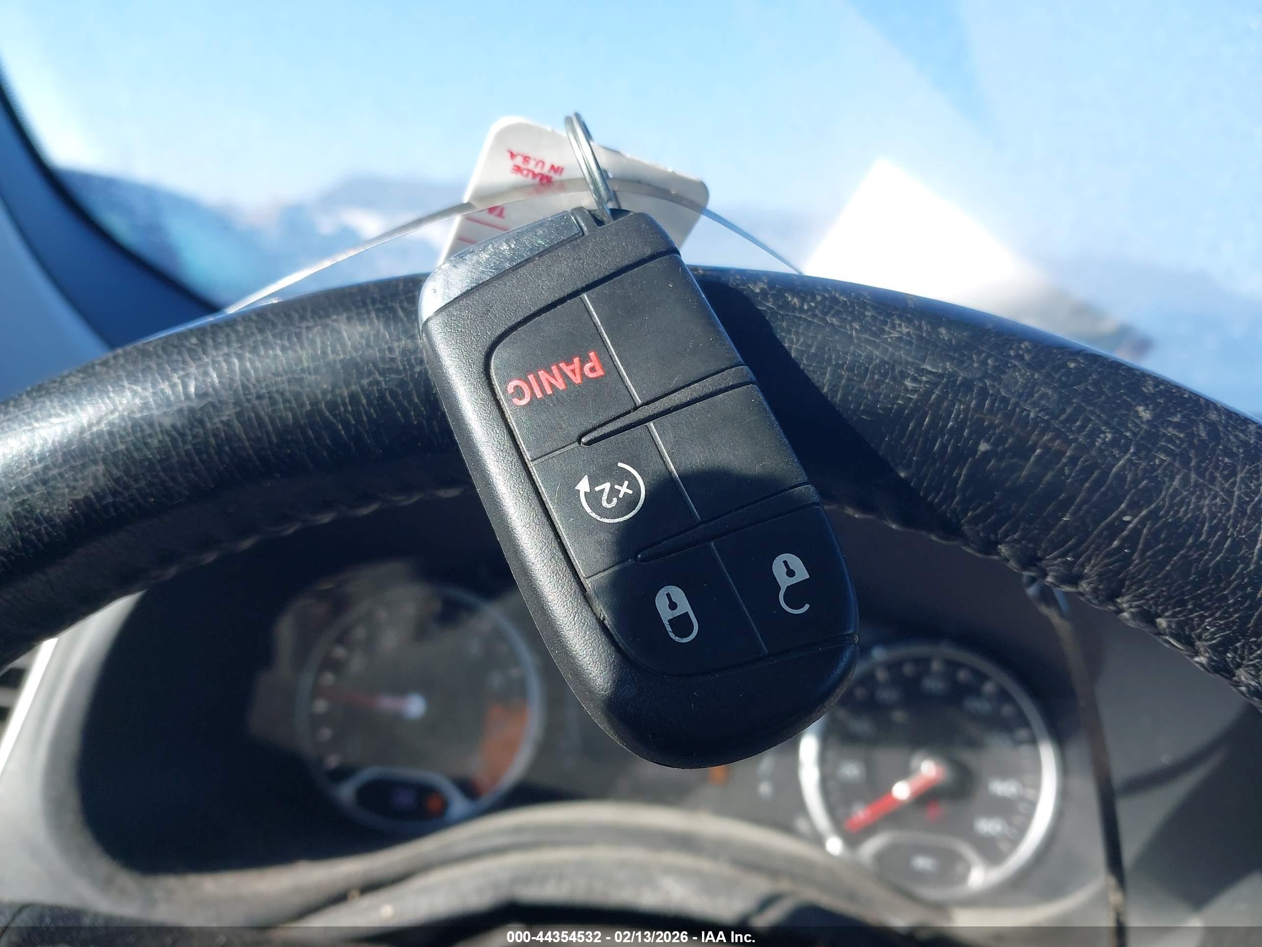 JEEP RENEGADE image 11