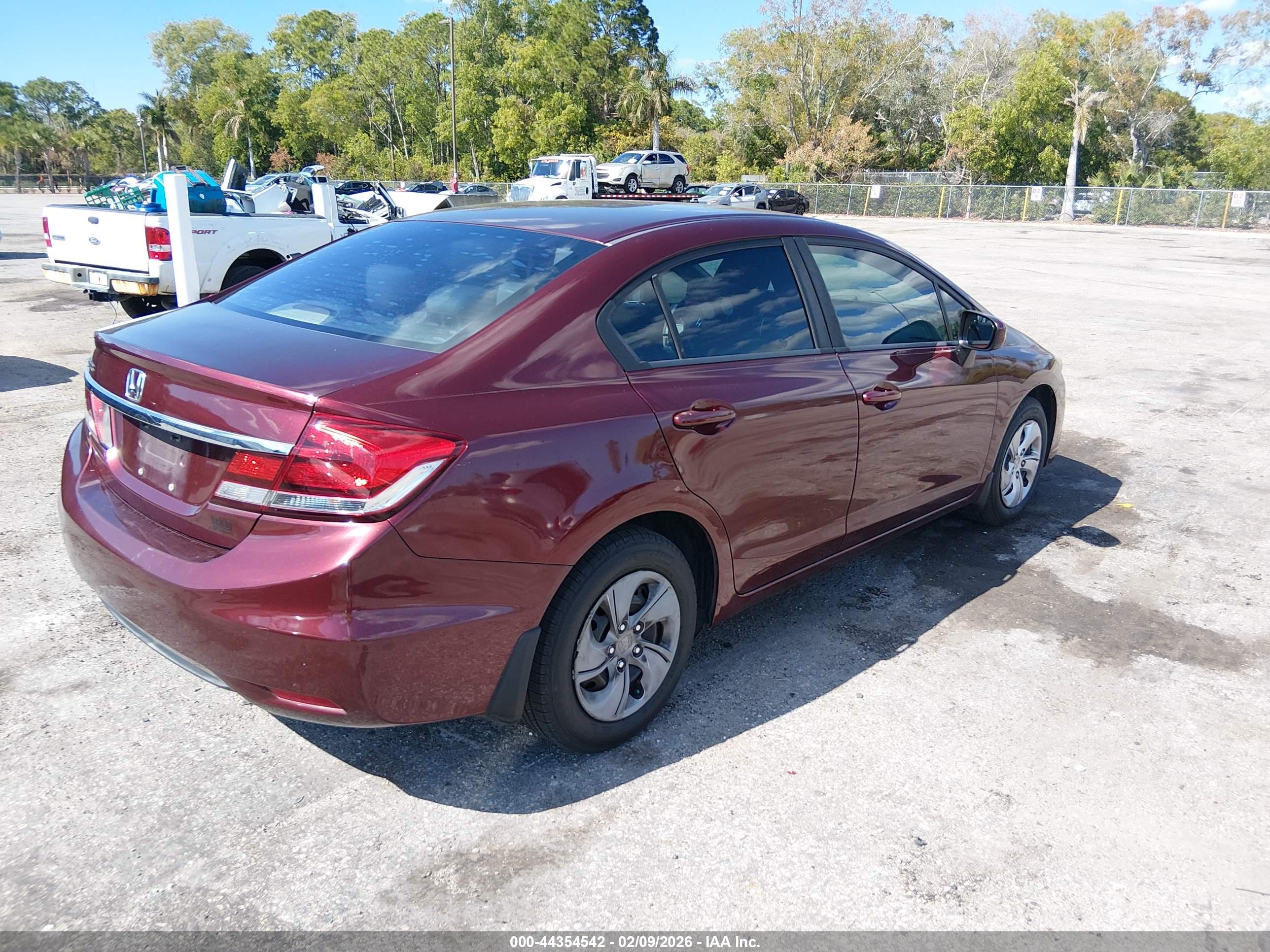 HONDA CIVIC image 4