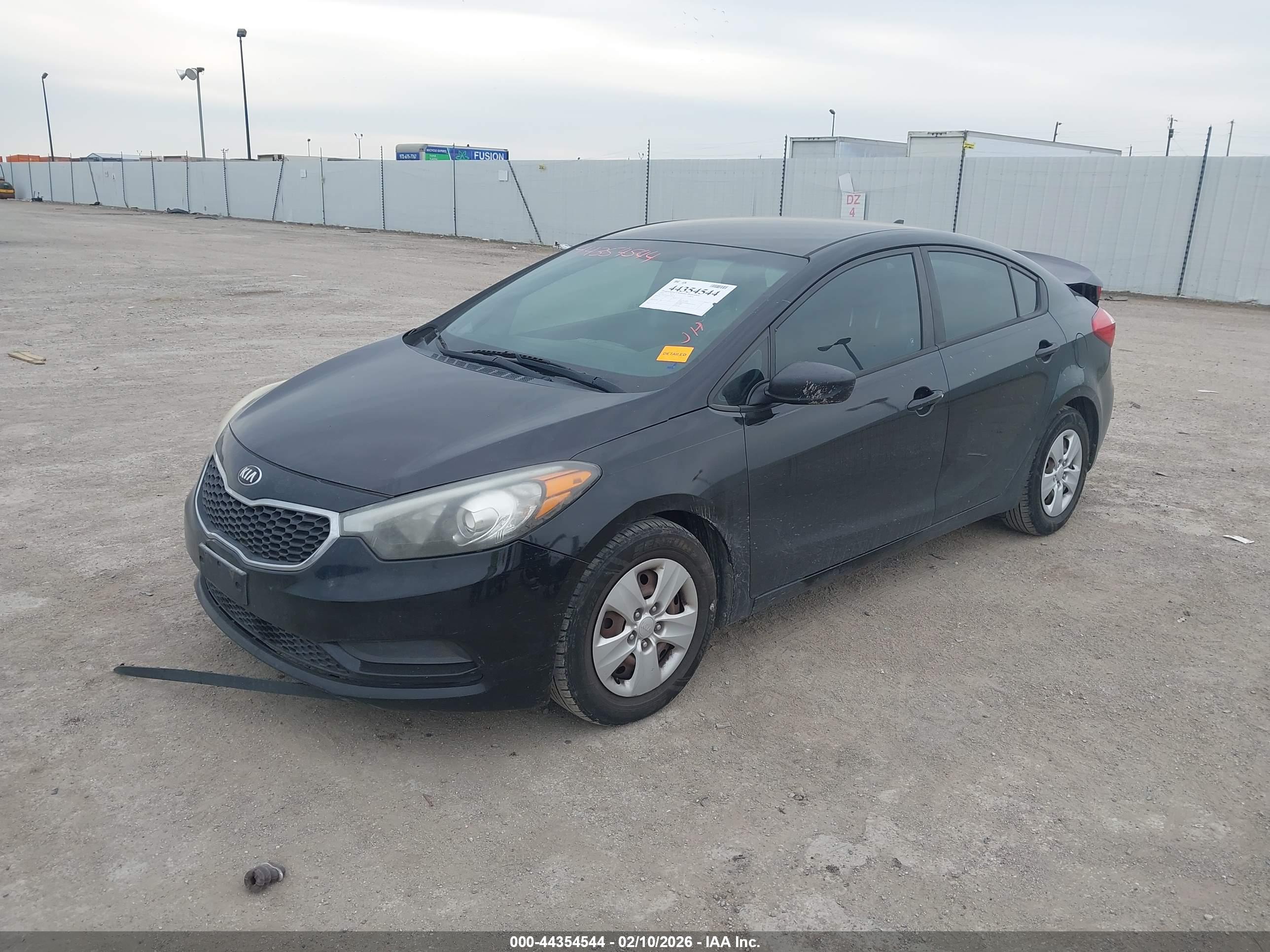 KIA FORTE image 2