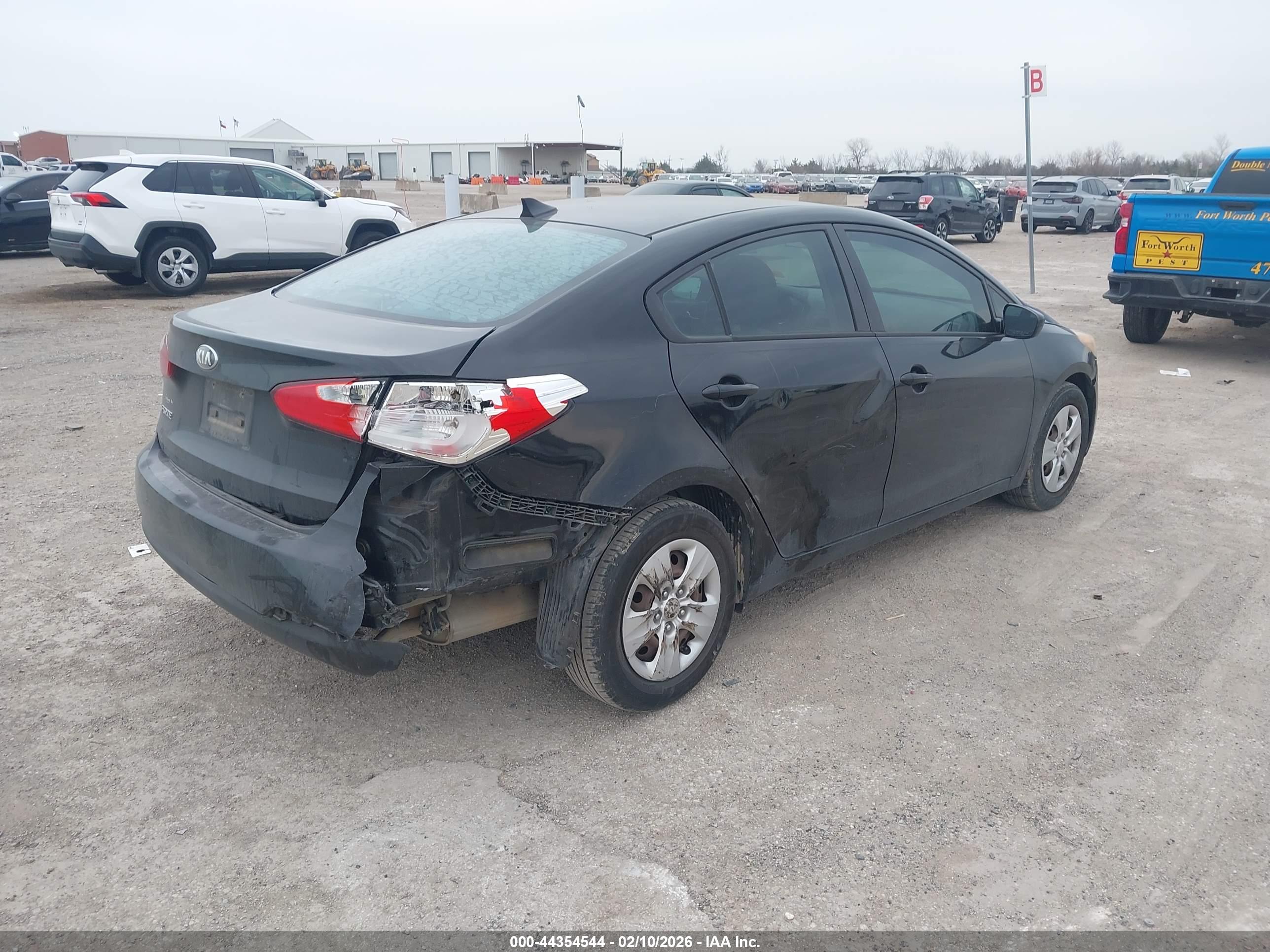 KIA FORTE image 6