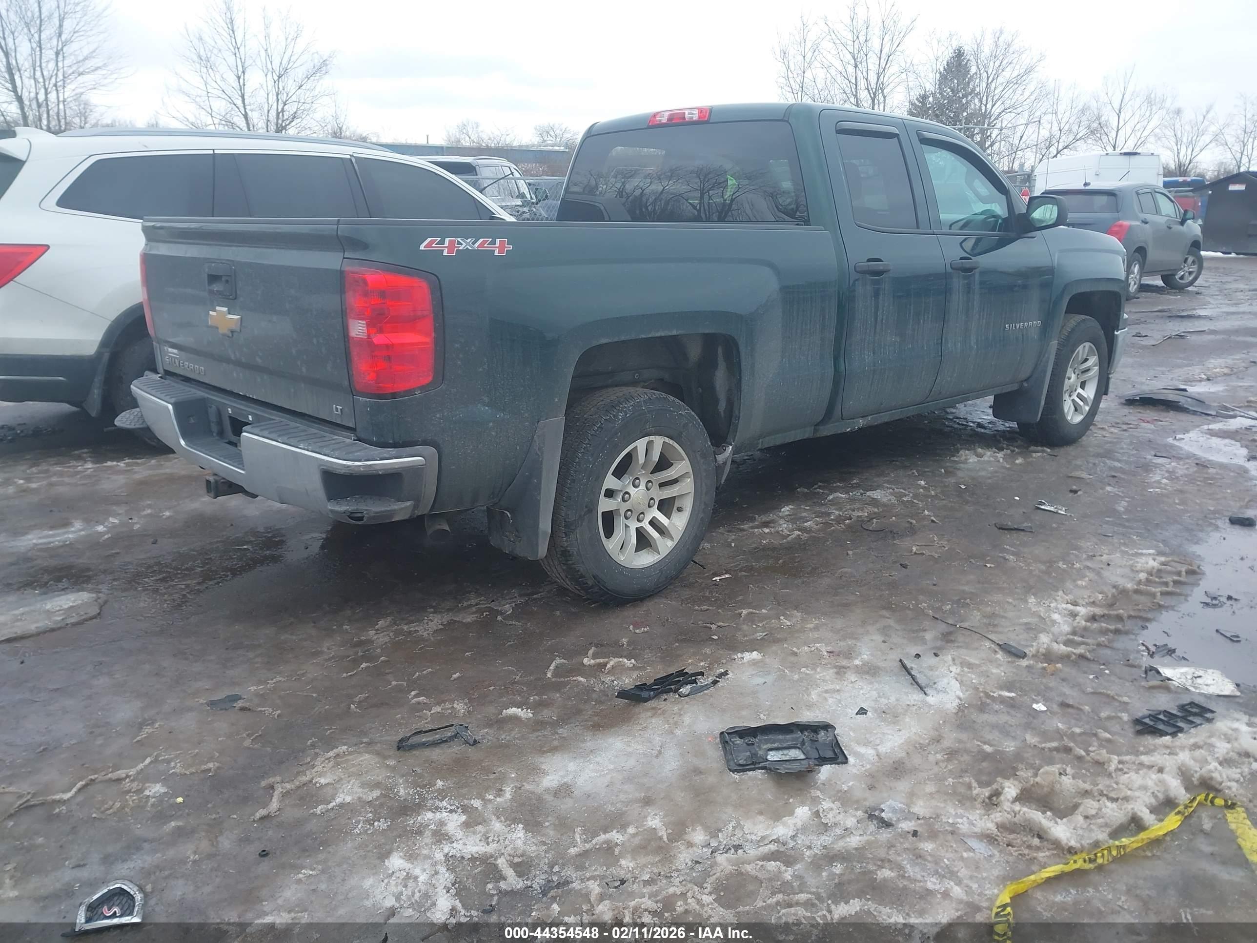 CHEVROLET SILVERADO image 4