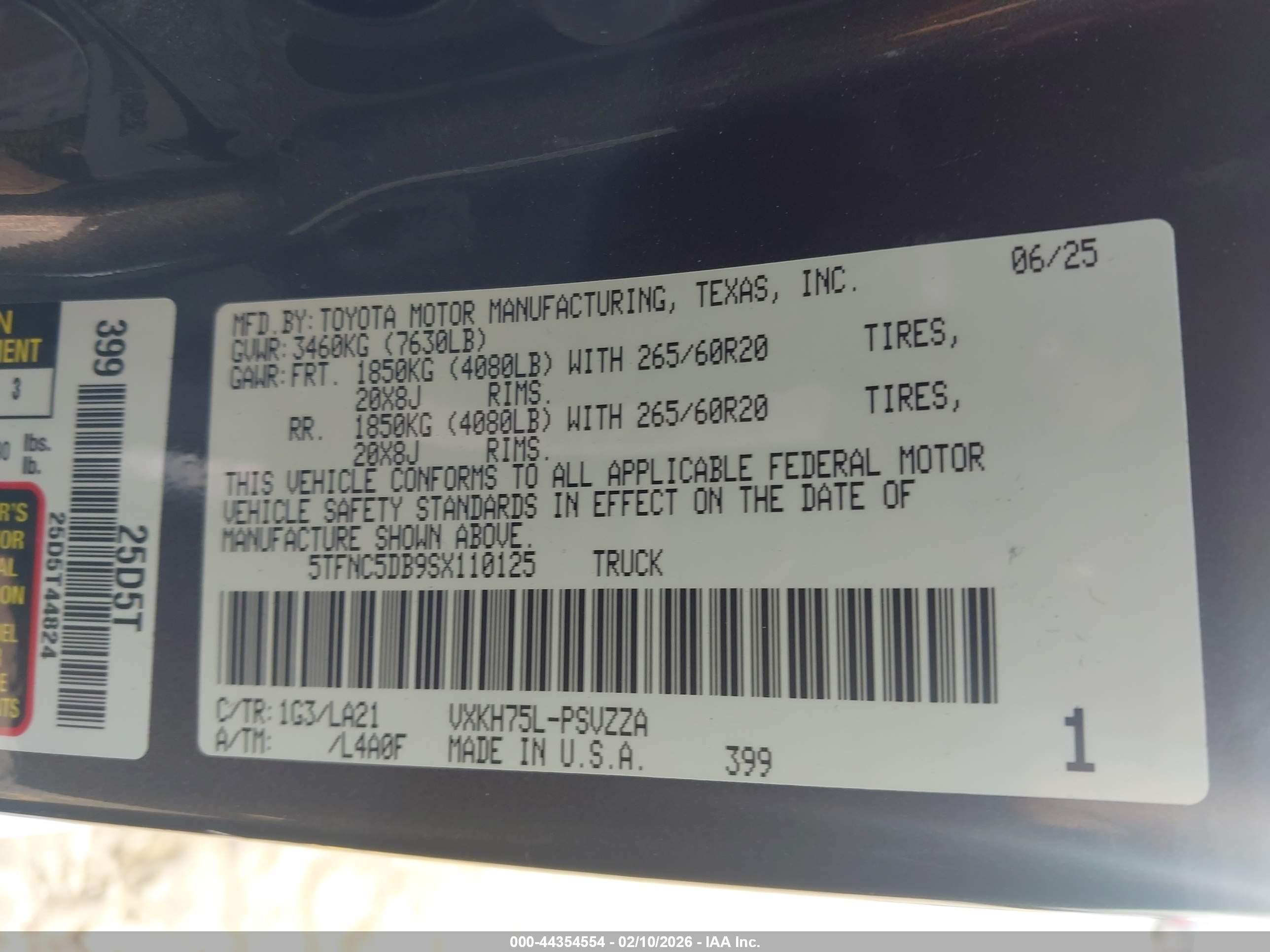 TOYOTA TUNDRA image 9