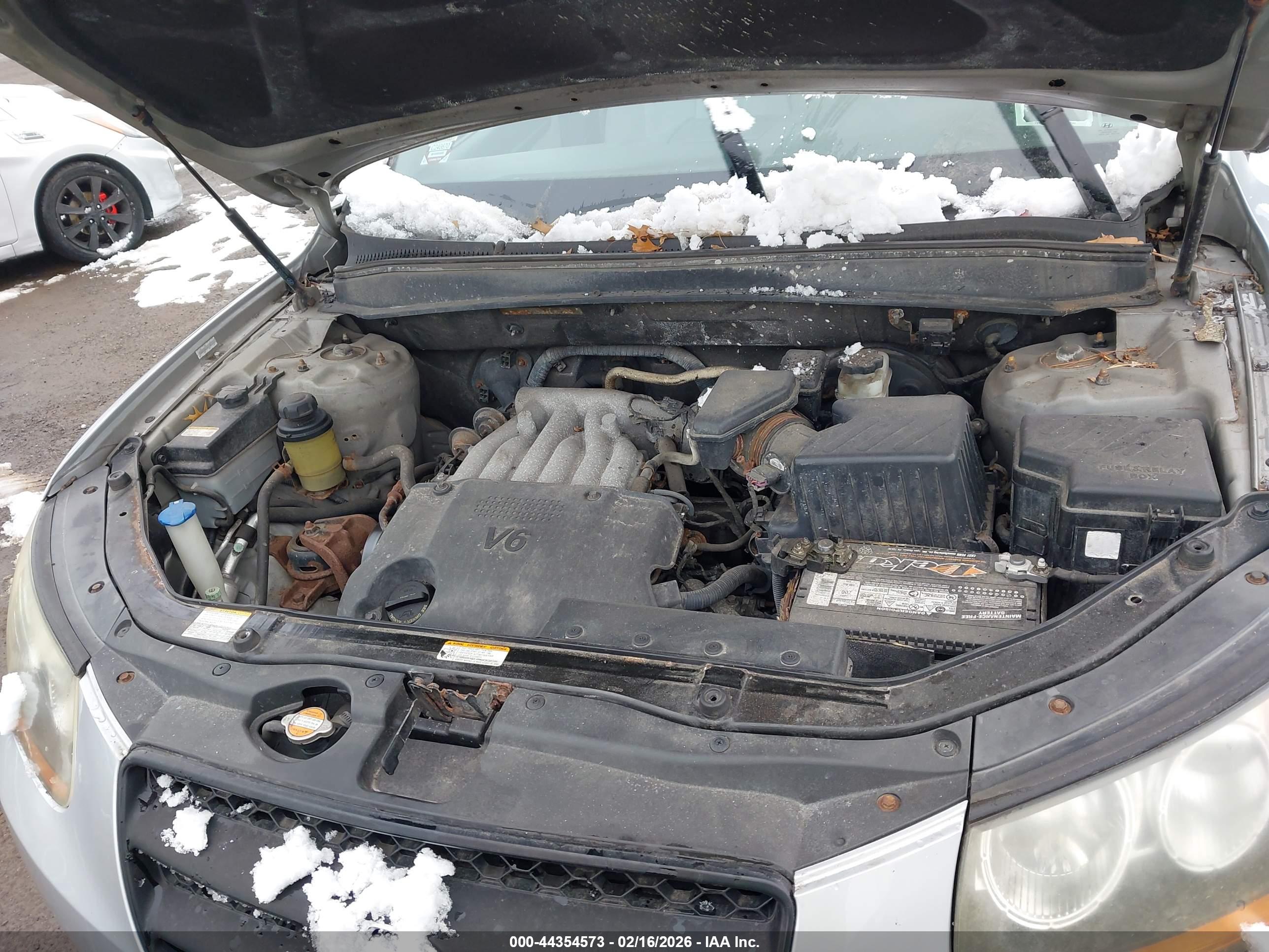 HYUNDAI SANTA image 10
