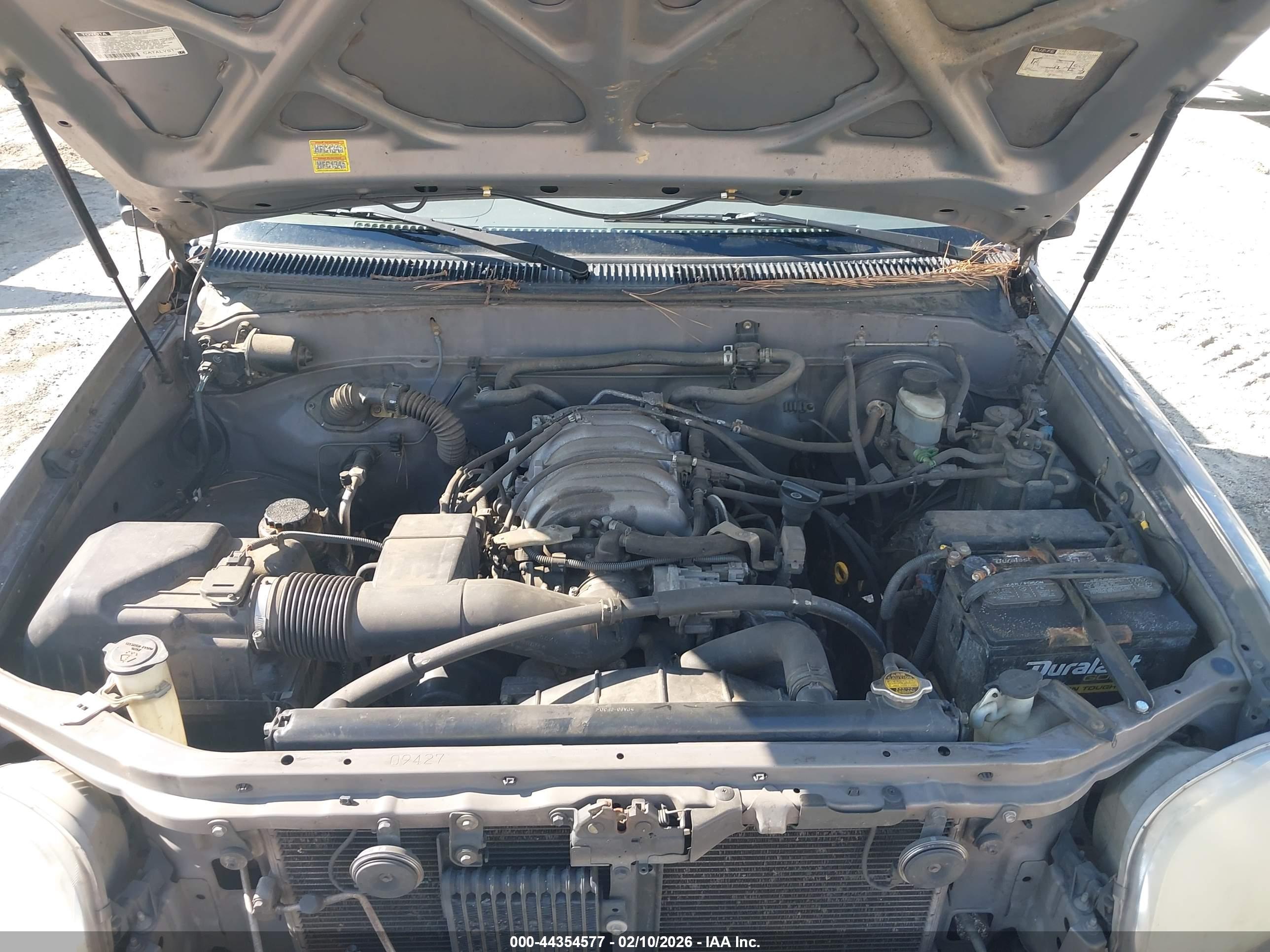 TOYOTA TUNDRA image 10